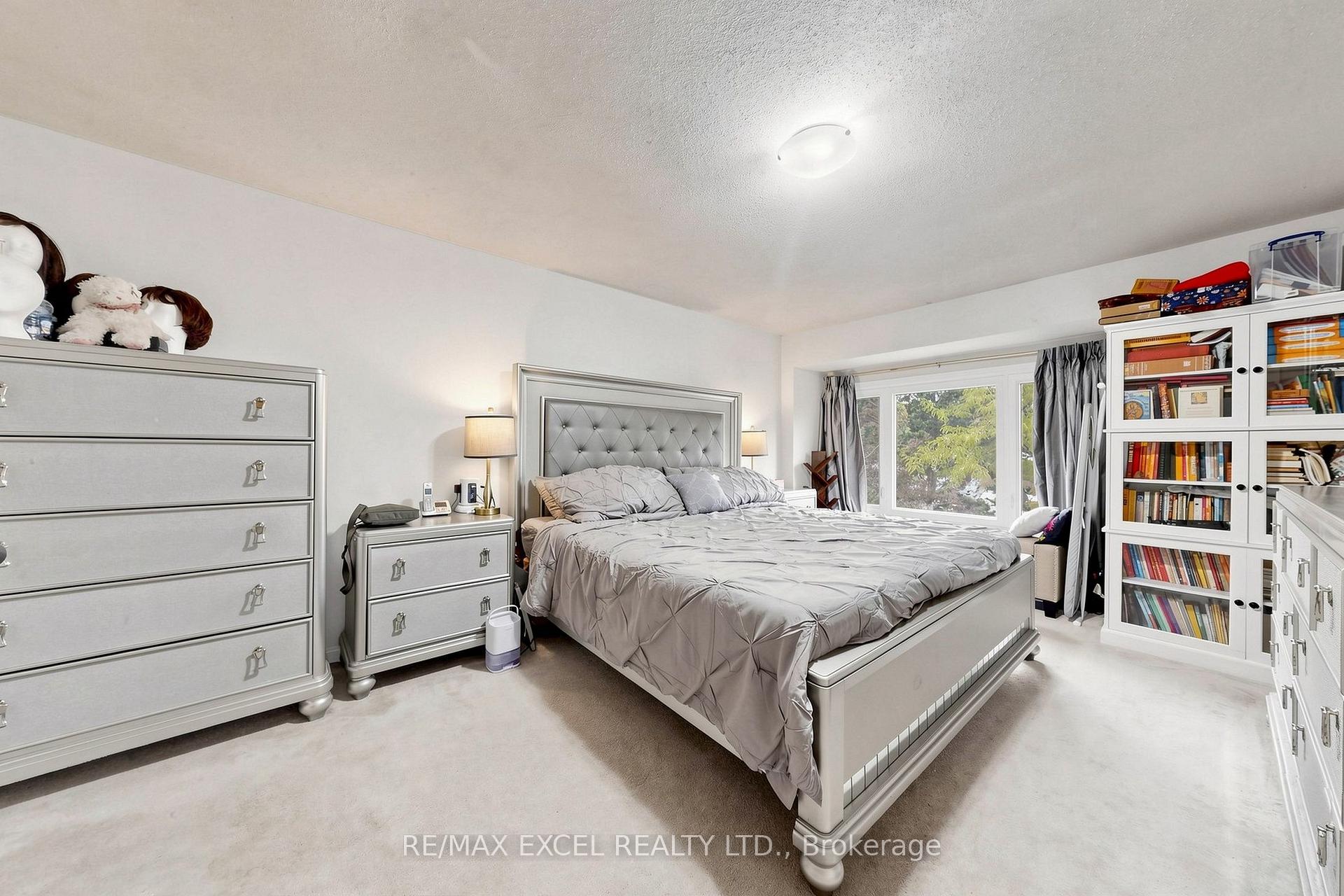 Photo 27 of 24 Redheugh Crescent, Scarborough, Steeles — HOMEH