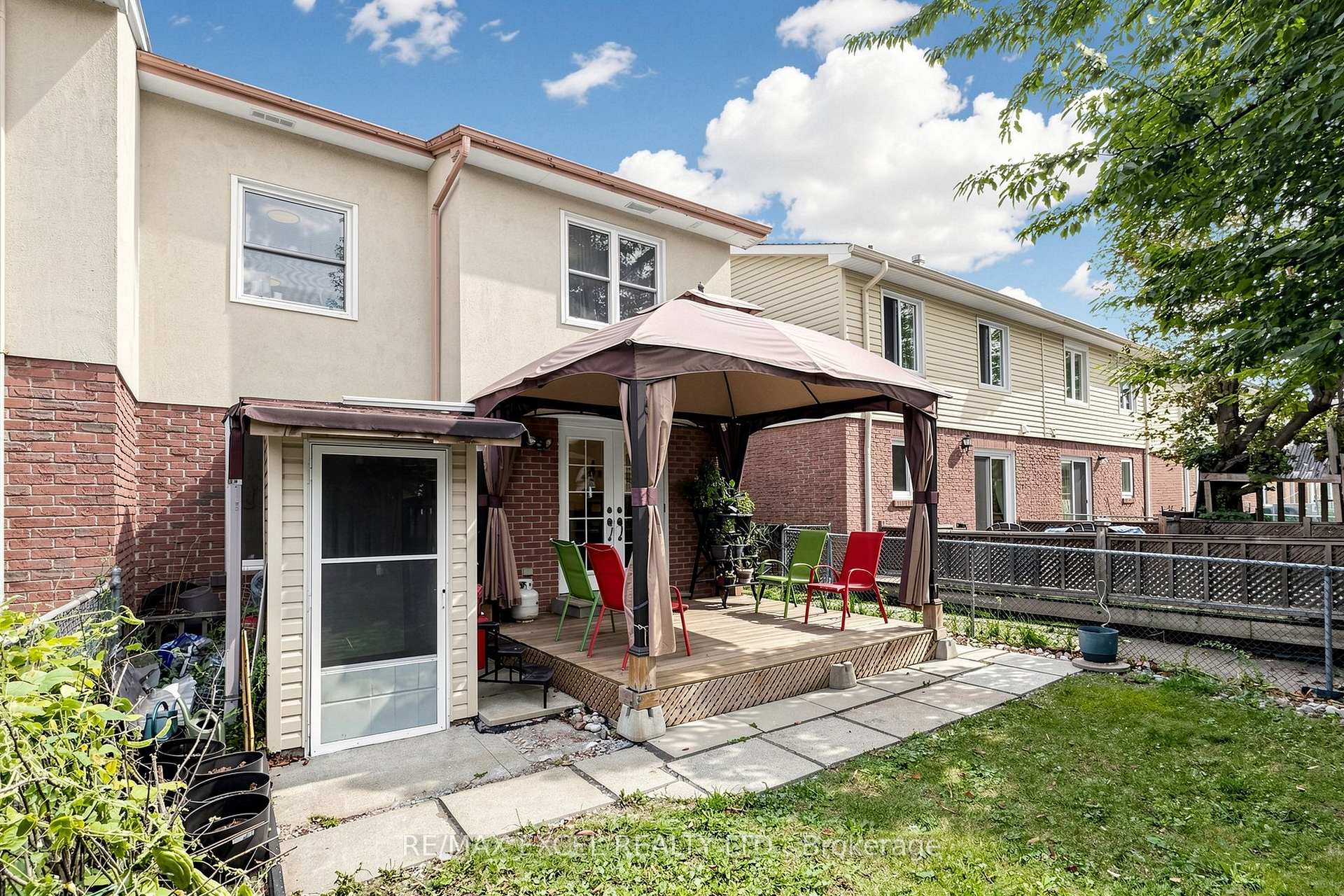 Photo 49 of 24 Redheugh Crescent, Scarborough, Steeles — HOMEH