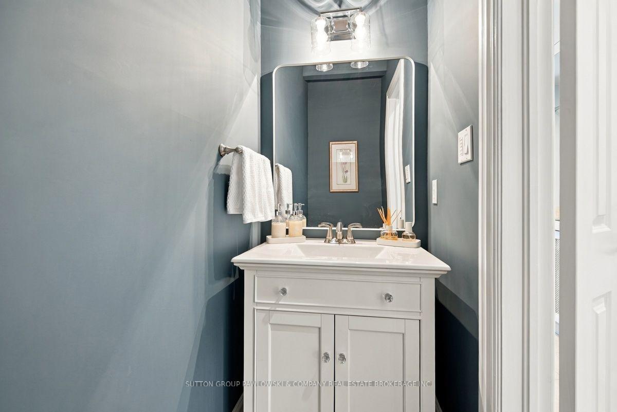 Photo 19 of 111 Hesketh Street, London, North A — HOMEH
