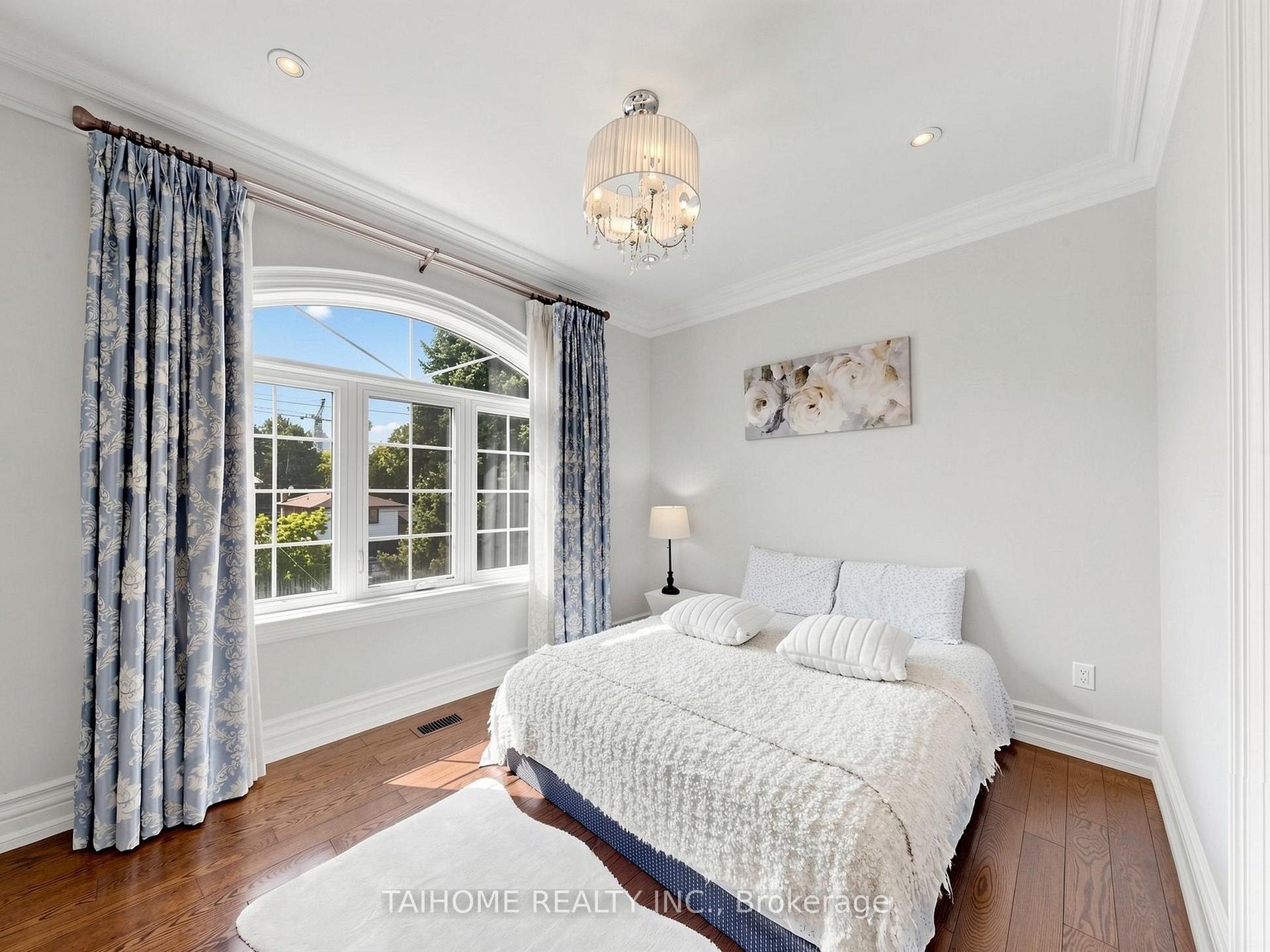 Photo 52 of 38 Foxwarren Drive, North York, Bayview Village — HOMEH