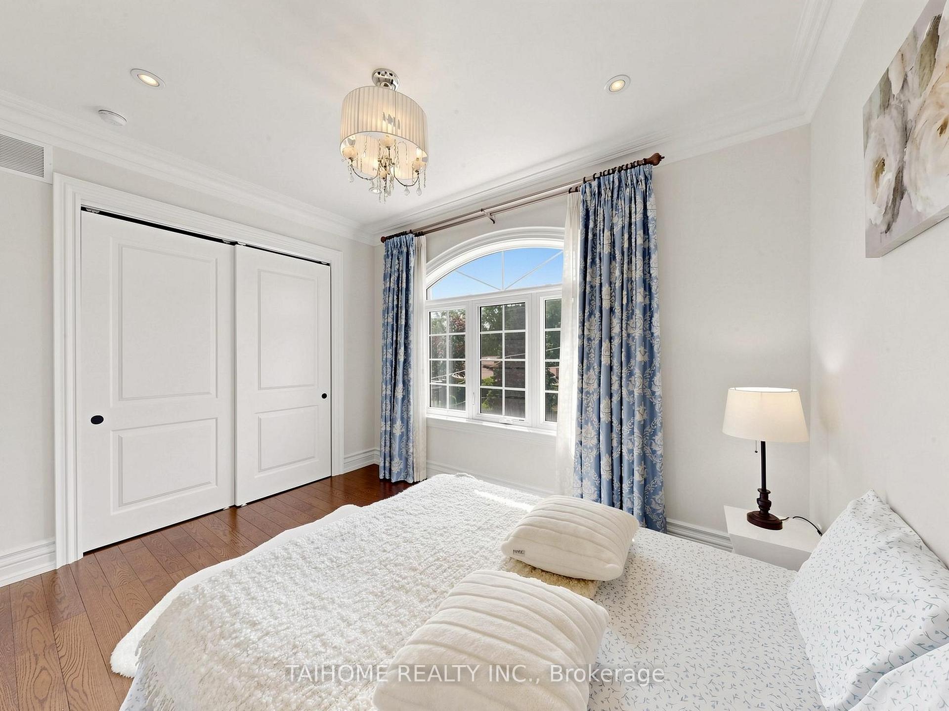 Photo 56 of 38 Foxwarren Drive, North York, Bayview Village — HOMEH