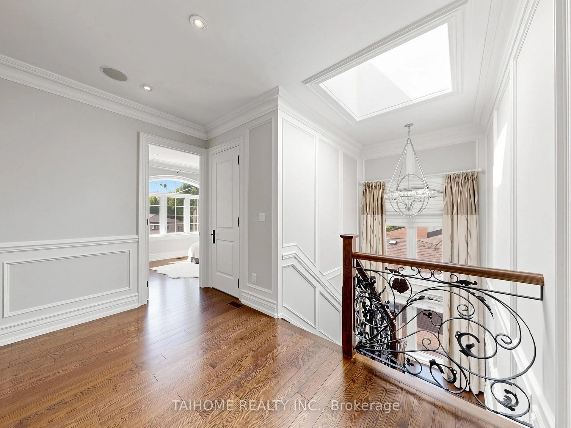 Photo 32 of 38 Foxwarren Drive, North York, Bayview Village — HOMEH
