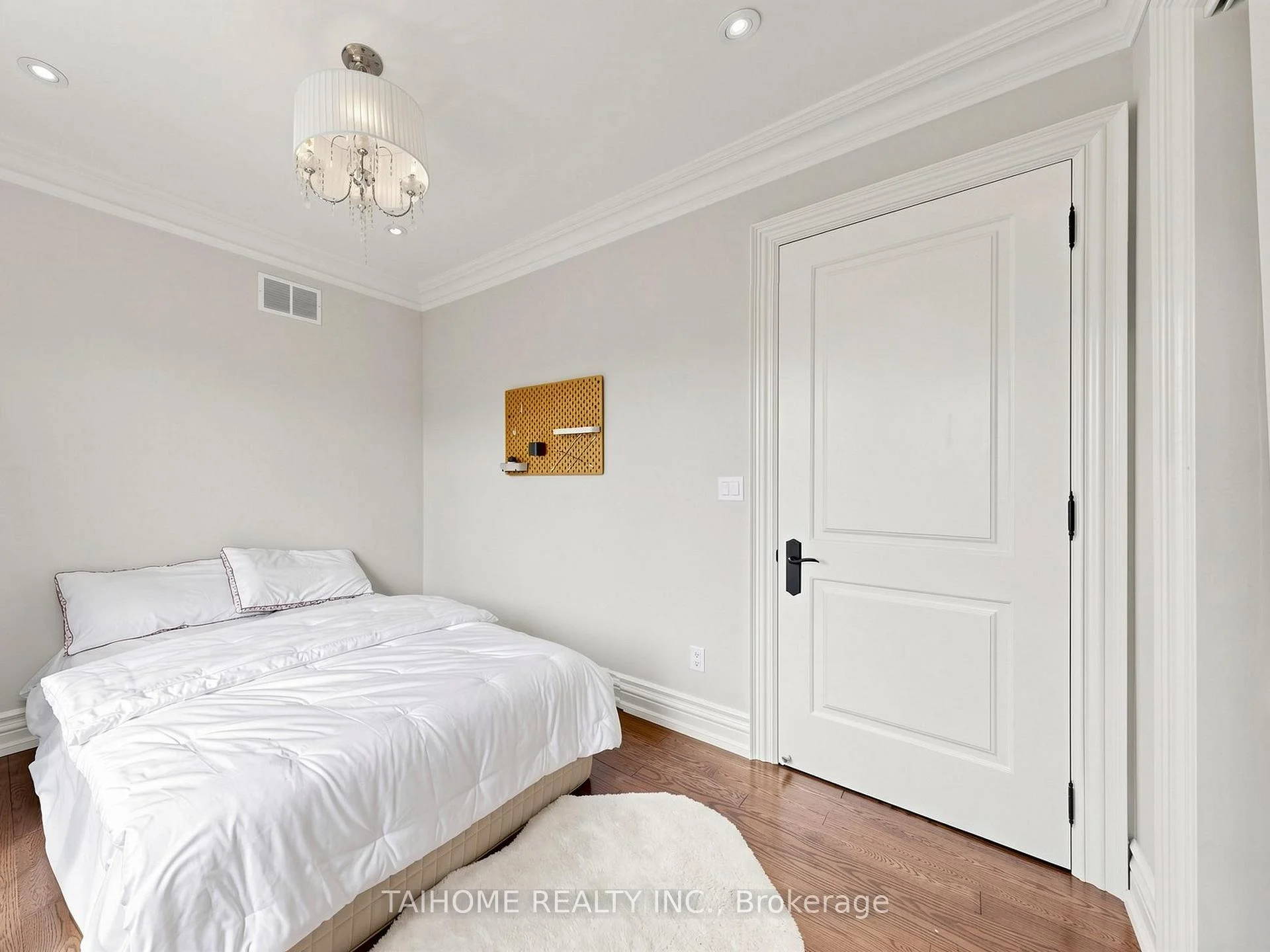 Photo 58 of 38 Foxwarren Drive, North York, Bayview Village — HOMEH