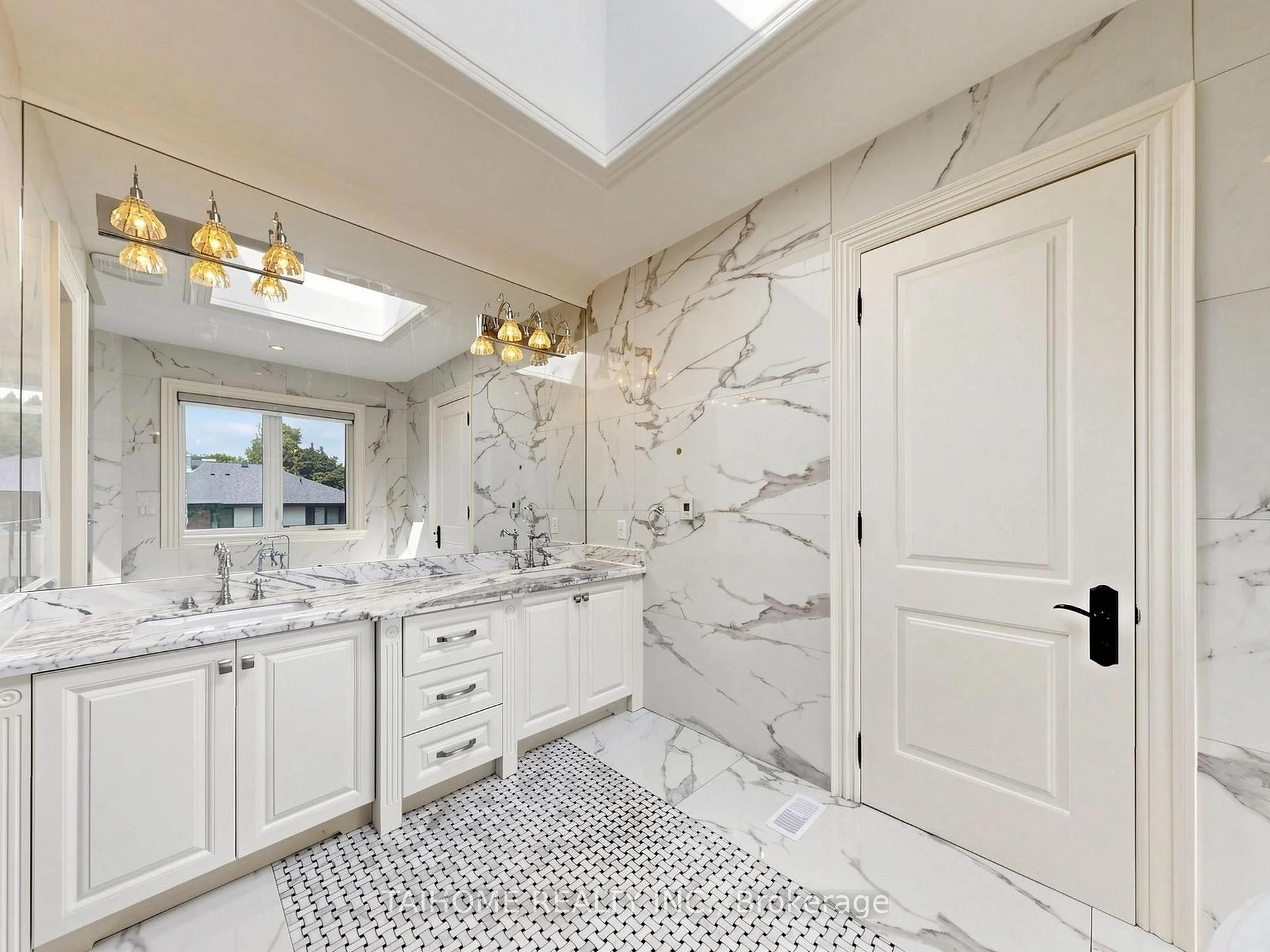 Photo 69 of 38 Foxwarren Drive, North York, Bayview Village — HOMEH