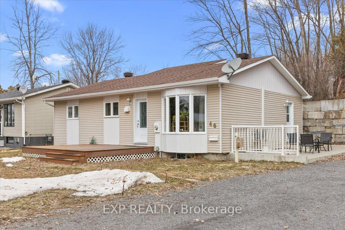 Photo 2 of 46 Dufour Street, Champlain, L'Orignal — HOMEH