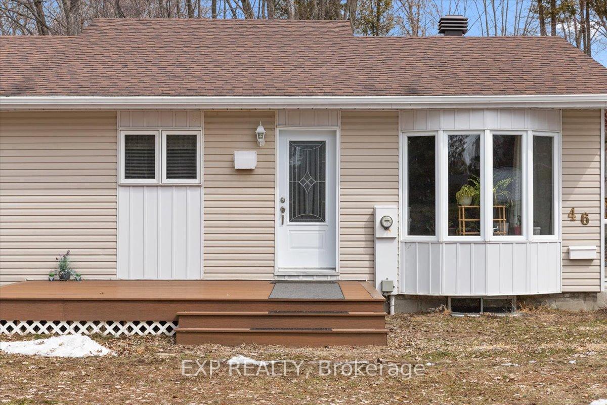 Photo 3 of 46 Dufour Street, Champlain, L'Orignal — HOMEH