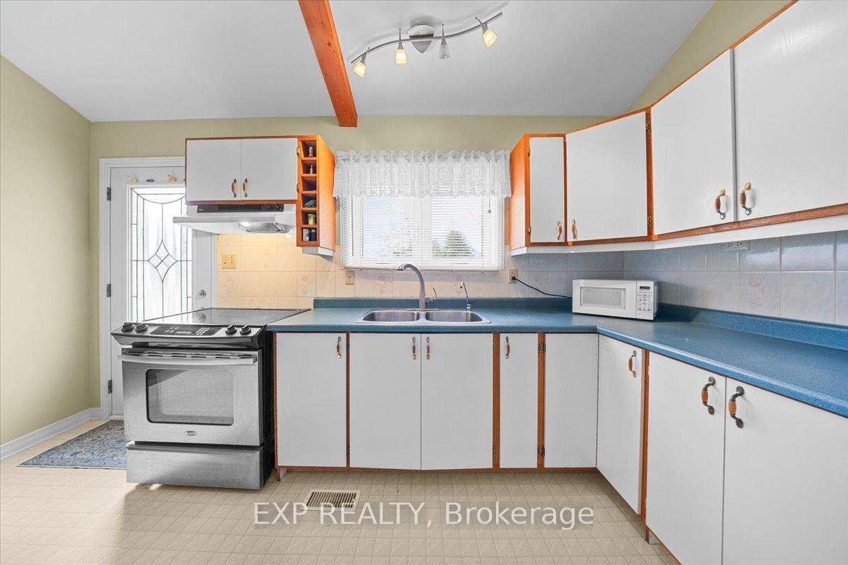 Photo 11 of 46 Dufour Street, Champlain, L'Orignal — HOMEH