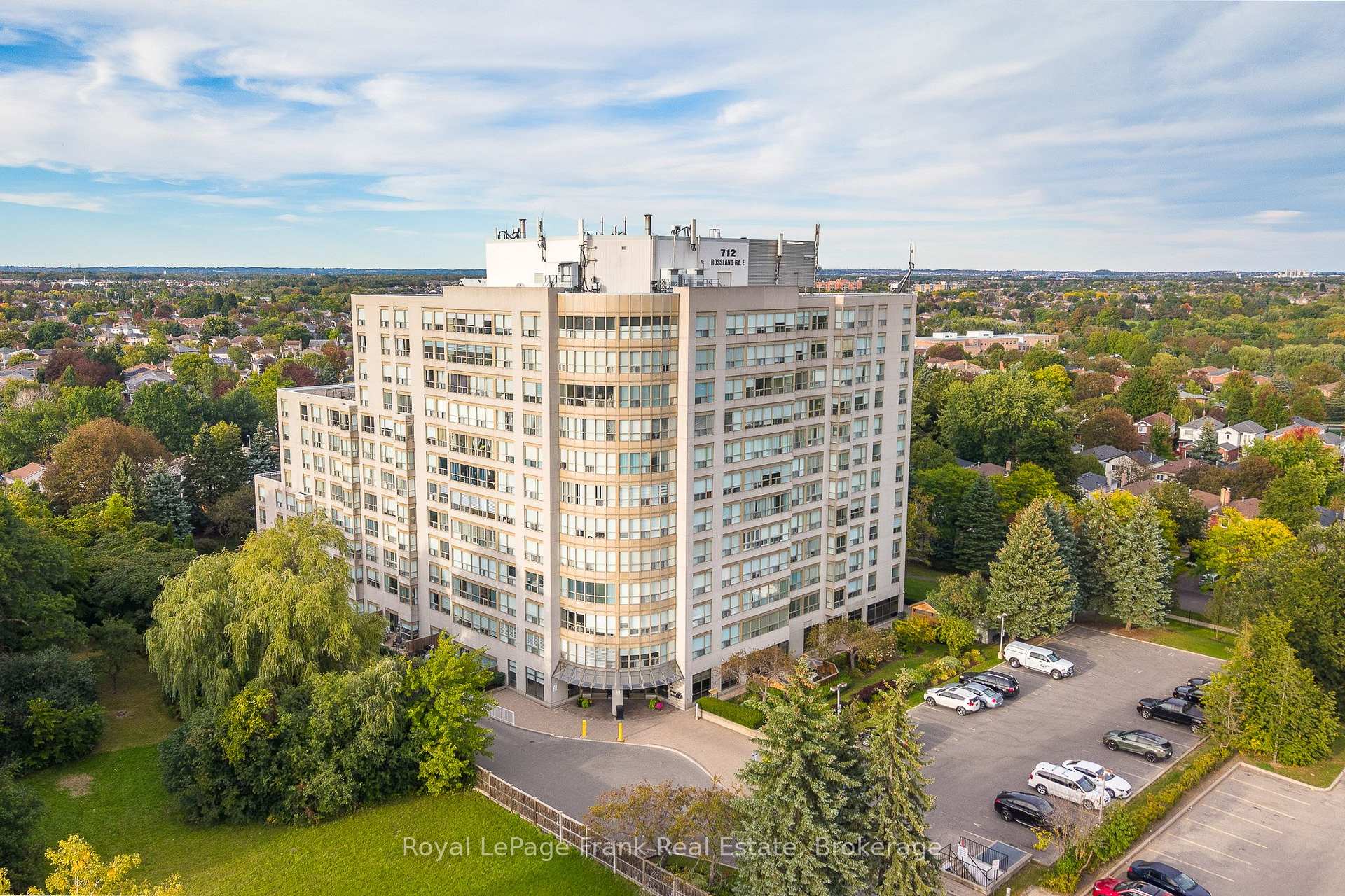 Photo of Unit 602, 712 Rossland Road E