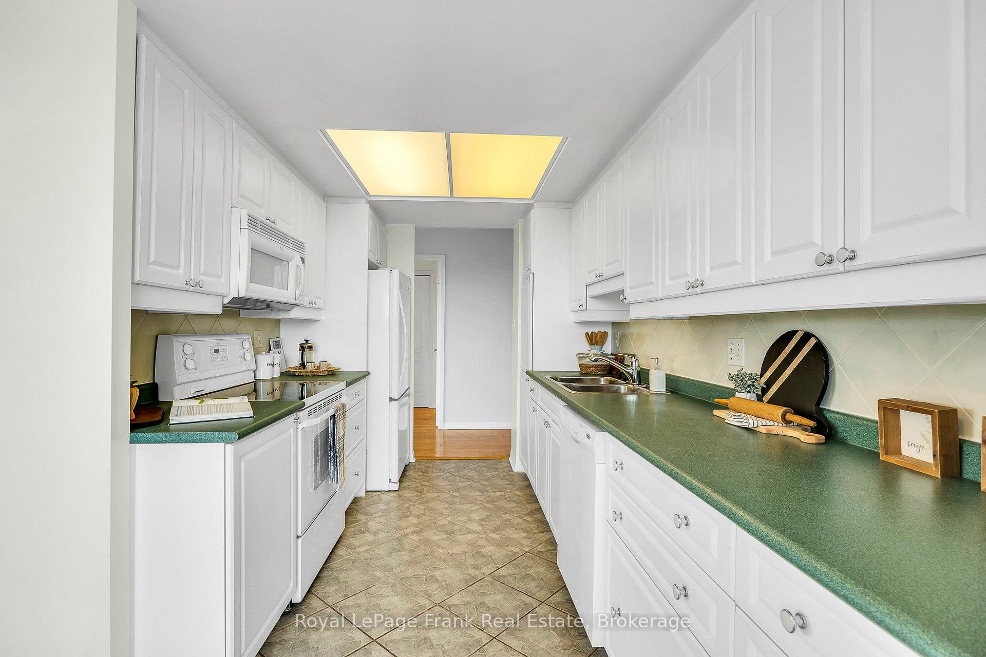 Photo 19 of Unit 602, 712 Rossland Road E, Whitby, Pringle Creek — HOMEH