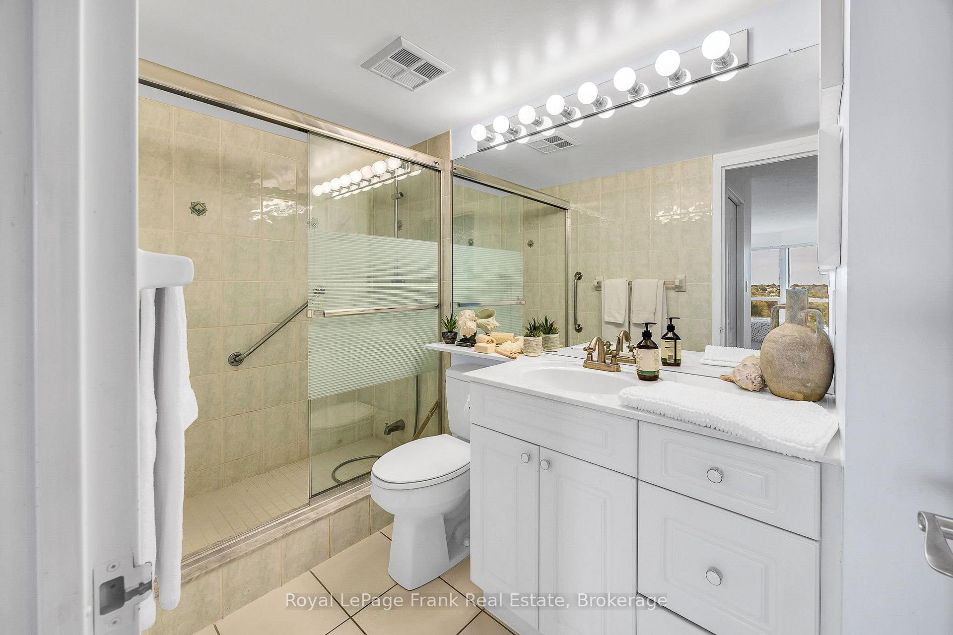 Photo 25 of Unit 602, 712 Rossland Road E, Whitby, Pringle Creek — HOMEH