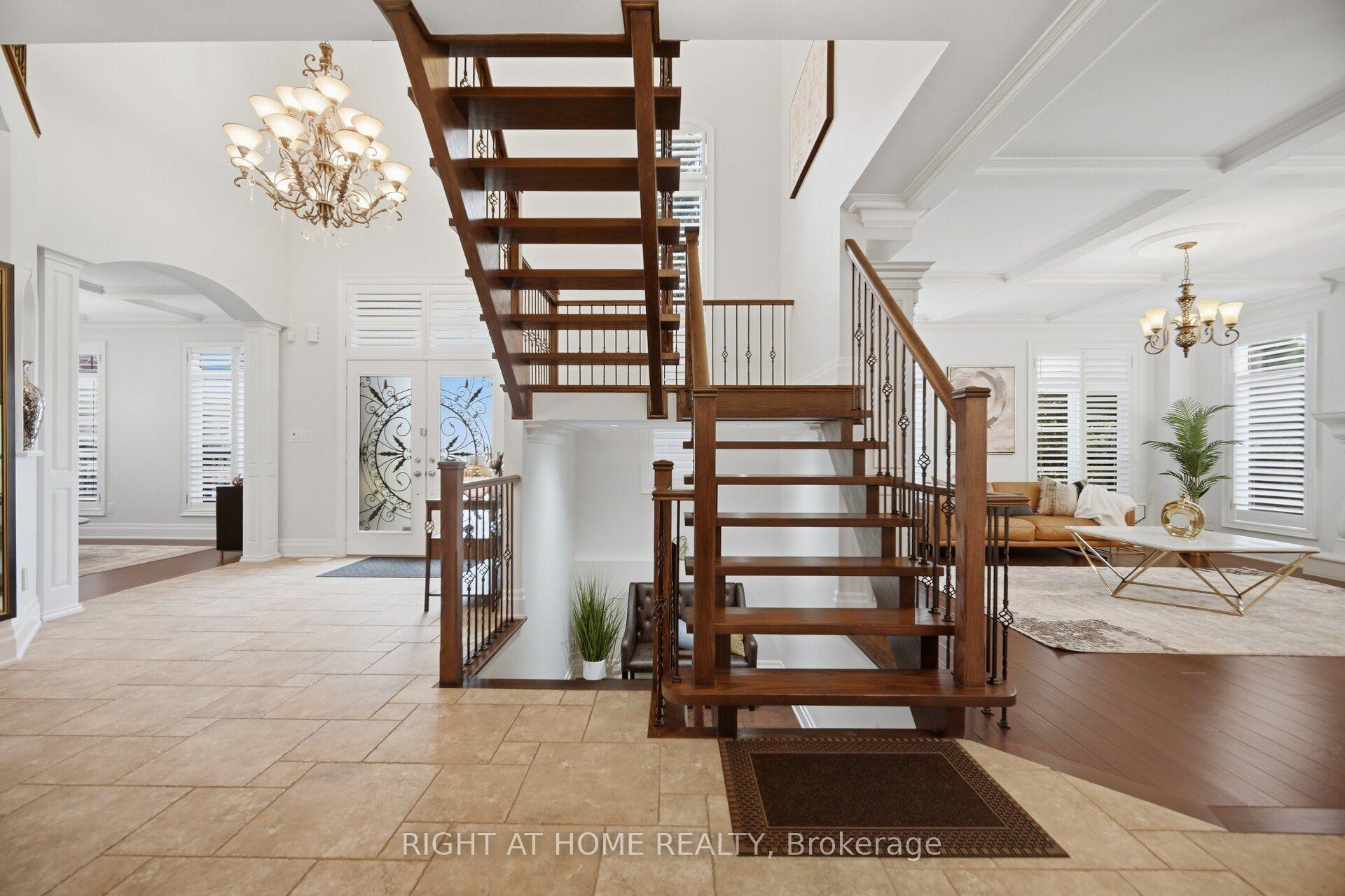 Photo 8 of 2122 Law Hill Gate, Oakville, Bronte Creek — HOMEH