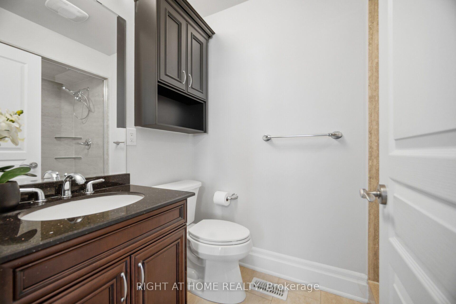 Photo 37 of 2122 Law Hill Gate, Oakville, Bronte Creek — HOMEH