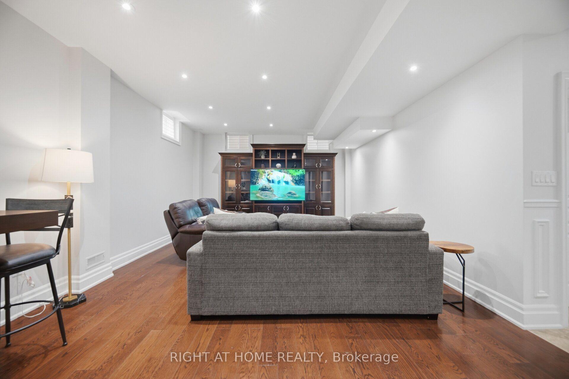 Photo 46 of 2122 Law Hill Gate, Oakville, Bronte Creek — HOMEH