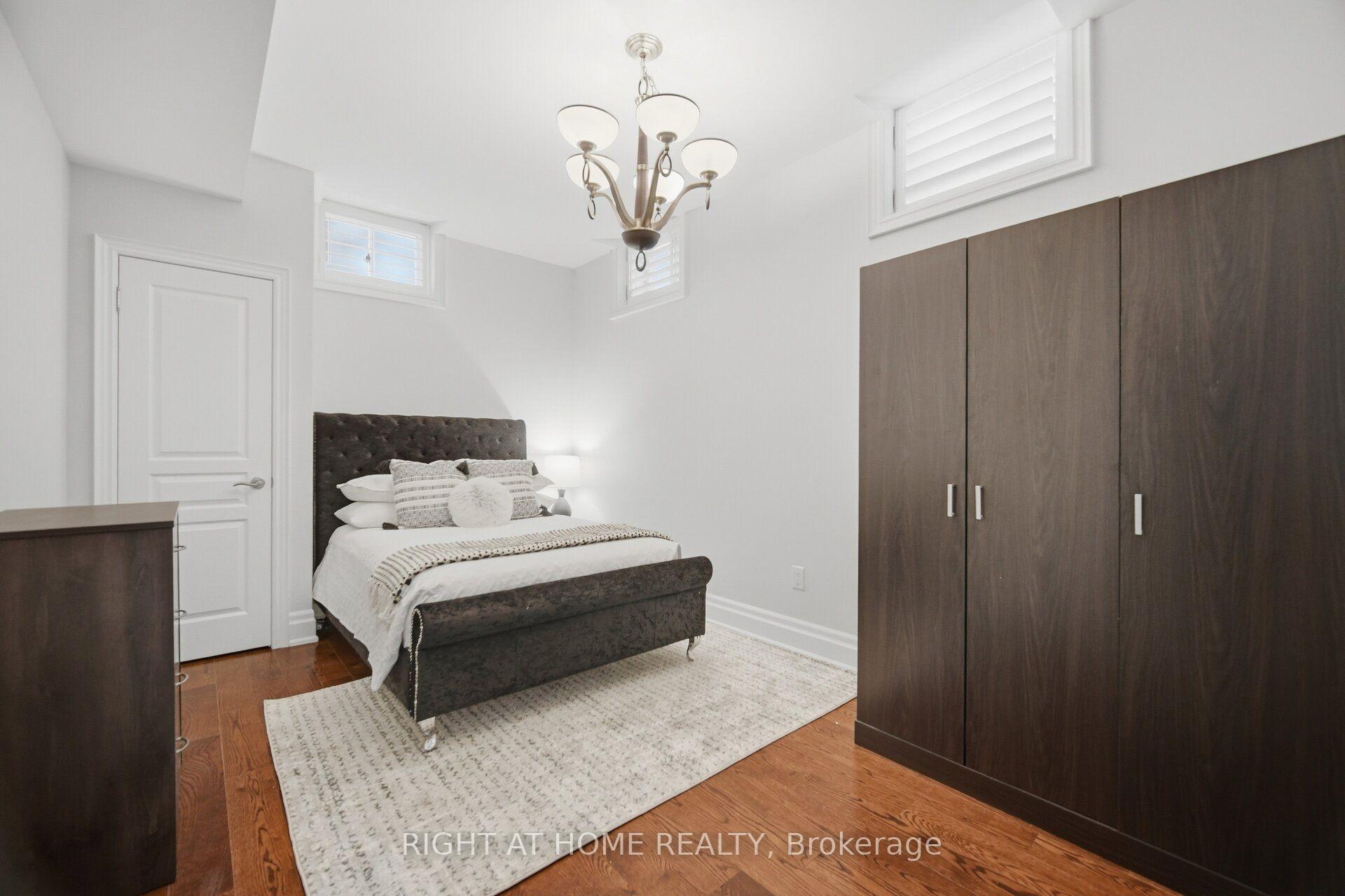 Photo 48 of 2122 Law Hill Gate, Oakville, Bronte Creek — HOMEH