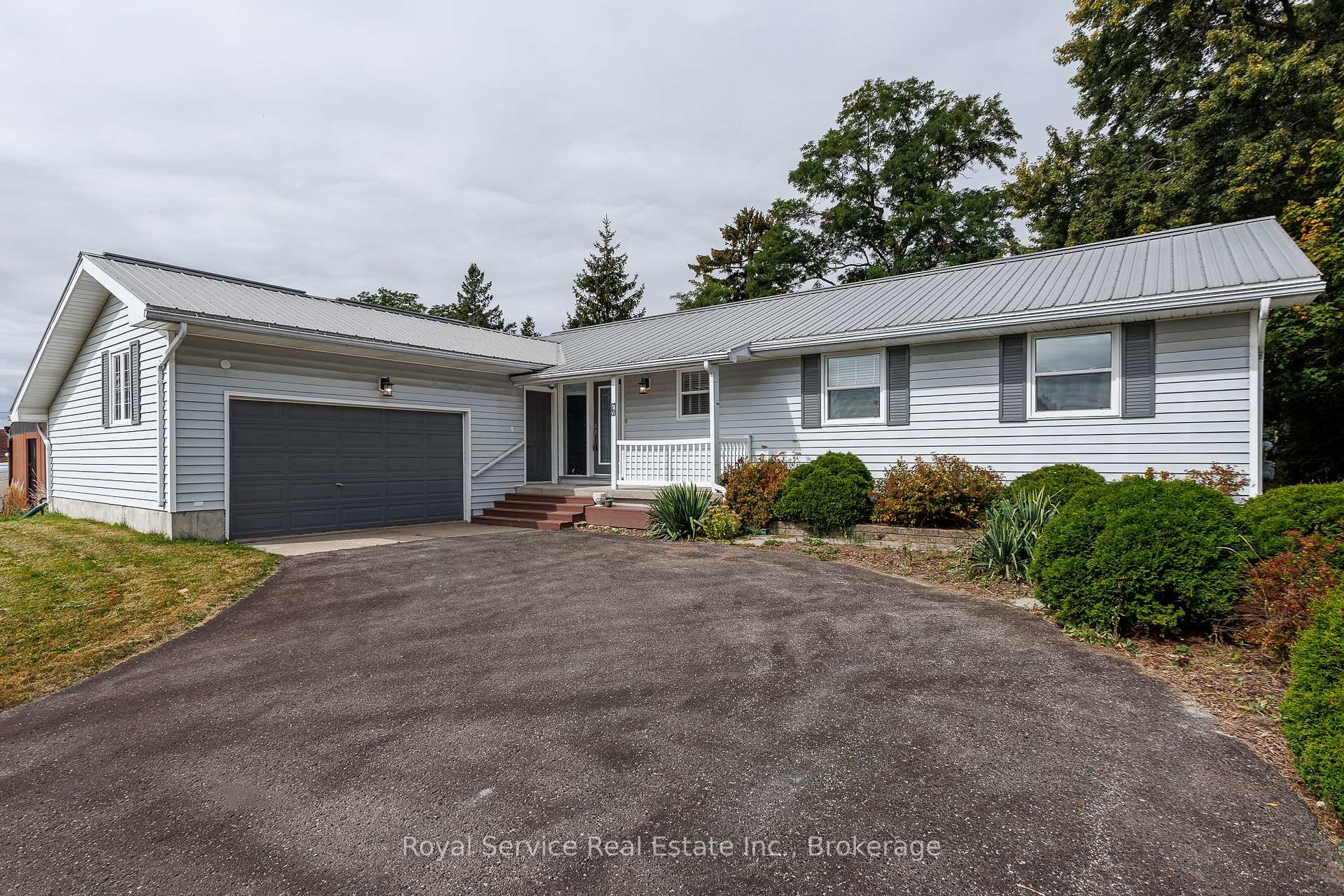 Photo of 6 Clifton Road