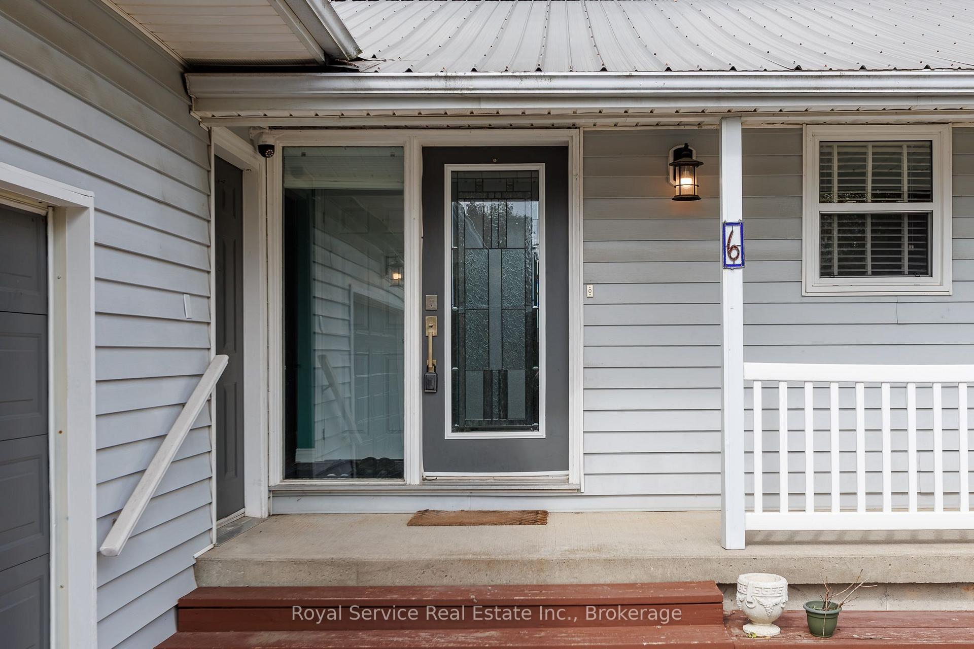 Photo 7 of 6 Clifton Road, Port Hope — HOMEH