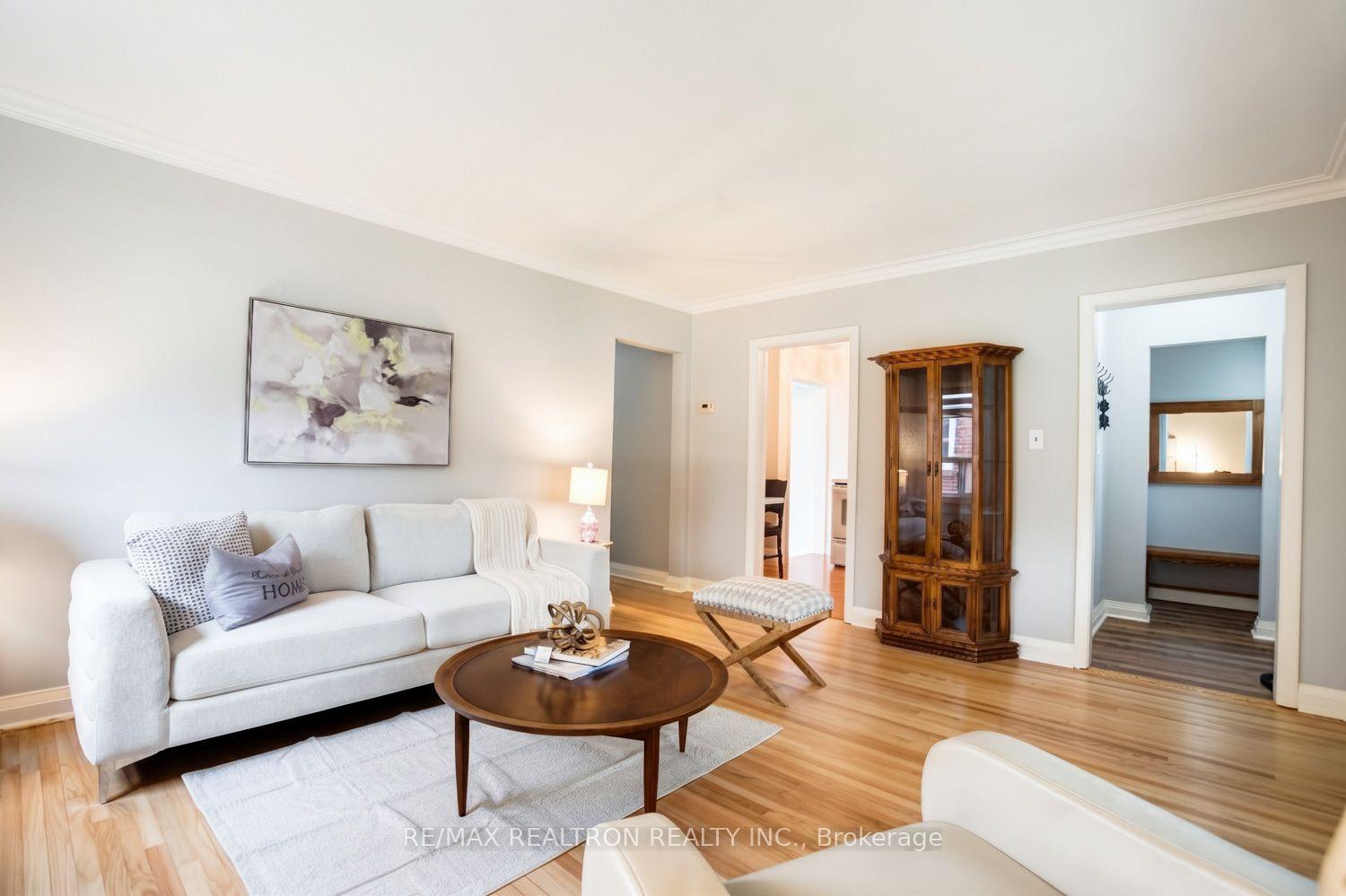 Photo 6 of 139 Tower Drive, Scarborough, Wexford-Maryvale — HOMEH