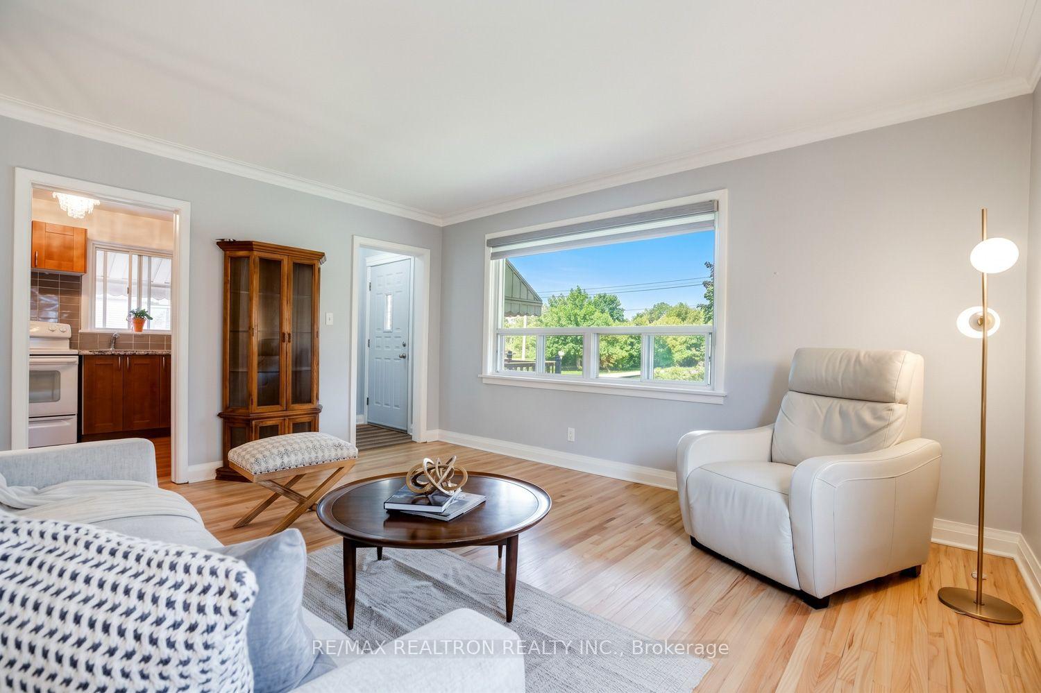 Photo 7 of 139 Tower Drive, Scarborough, Wexford-Maryvale — HOMEH