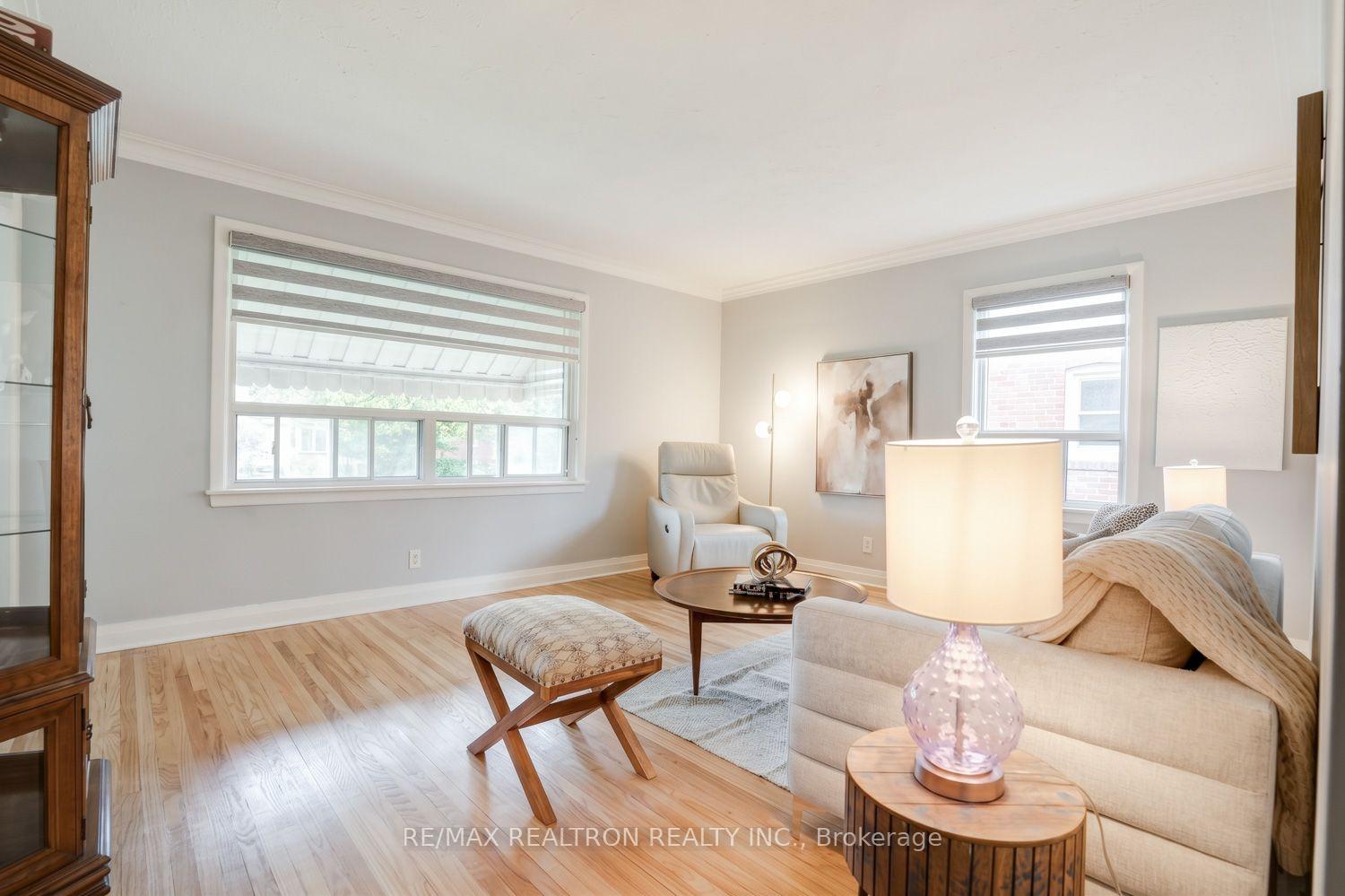 Photo 8 of 139 Tower Drive, Scarborough, Wexford-Maryvale — HOMEH