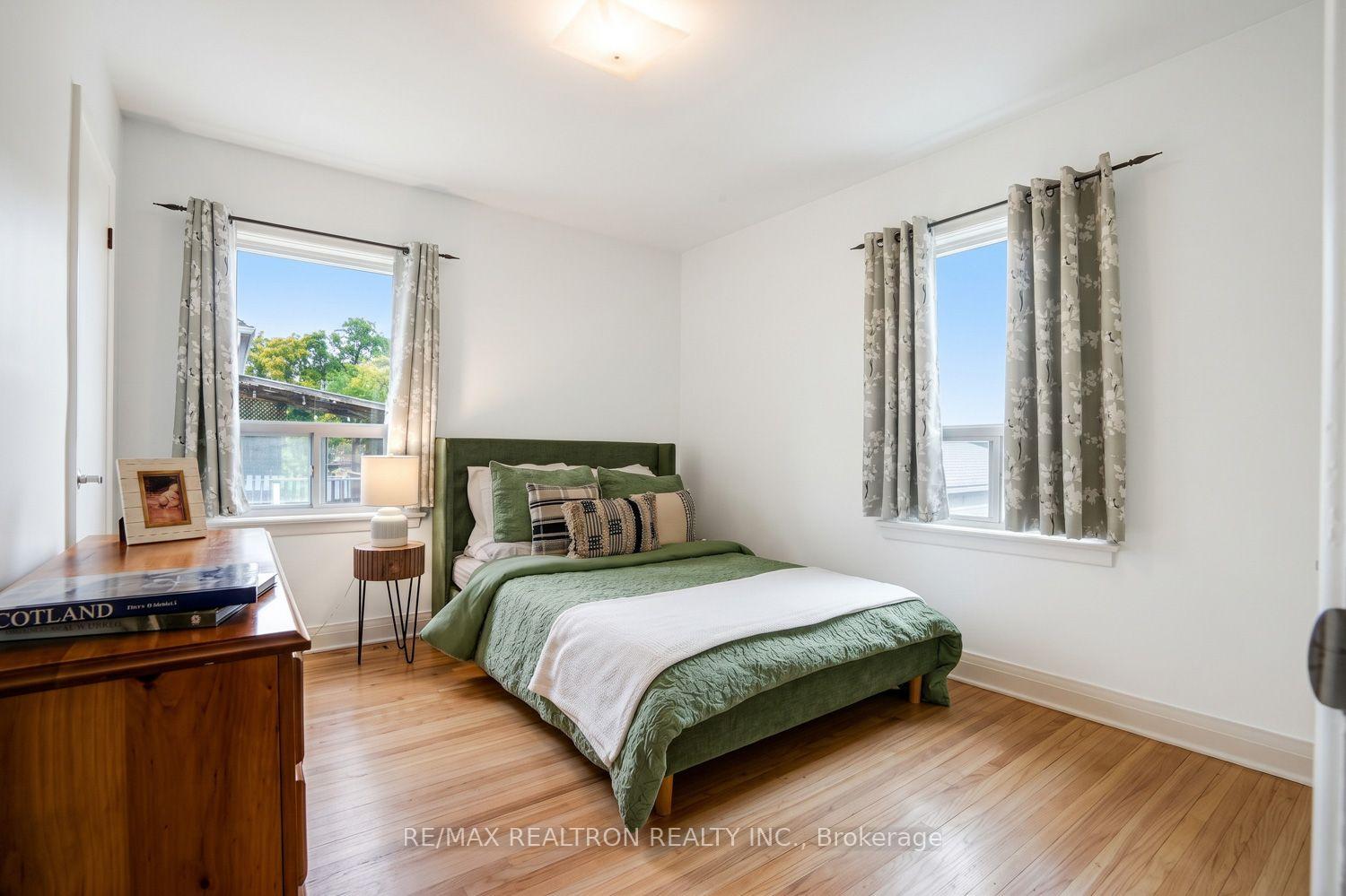 Photo 15 of 139 Tower Drive, Scarborough, Wexford-Maryvale — HOMEH