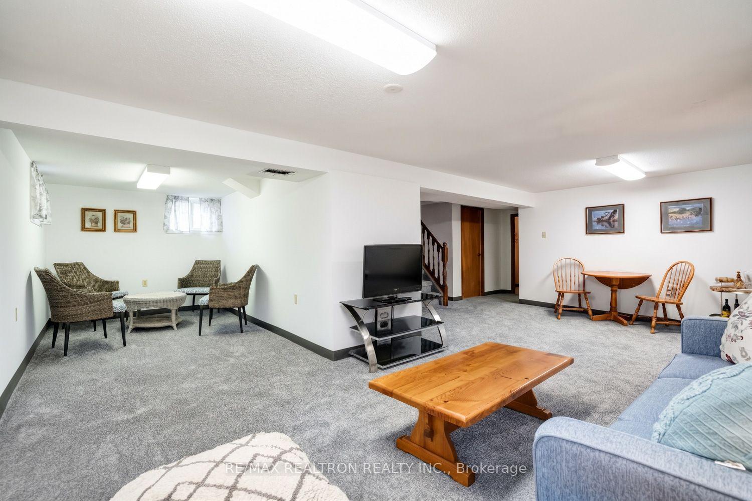 Photo 31 of 139 Tower Drive, Scarborough, Wexford-Maryvale — HOMEH