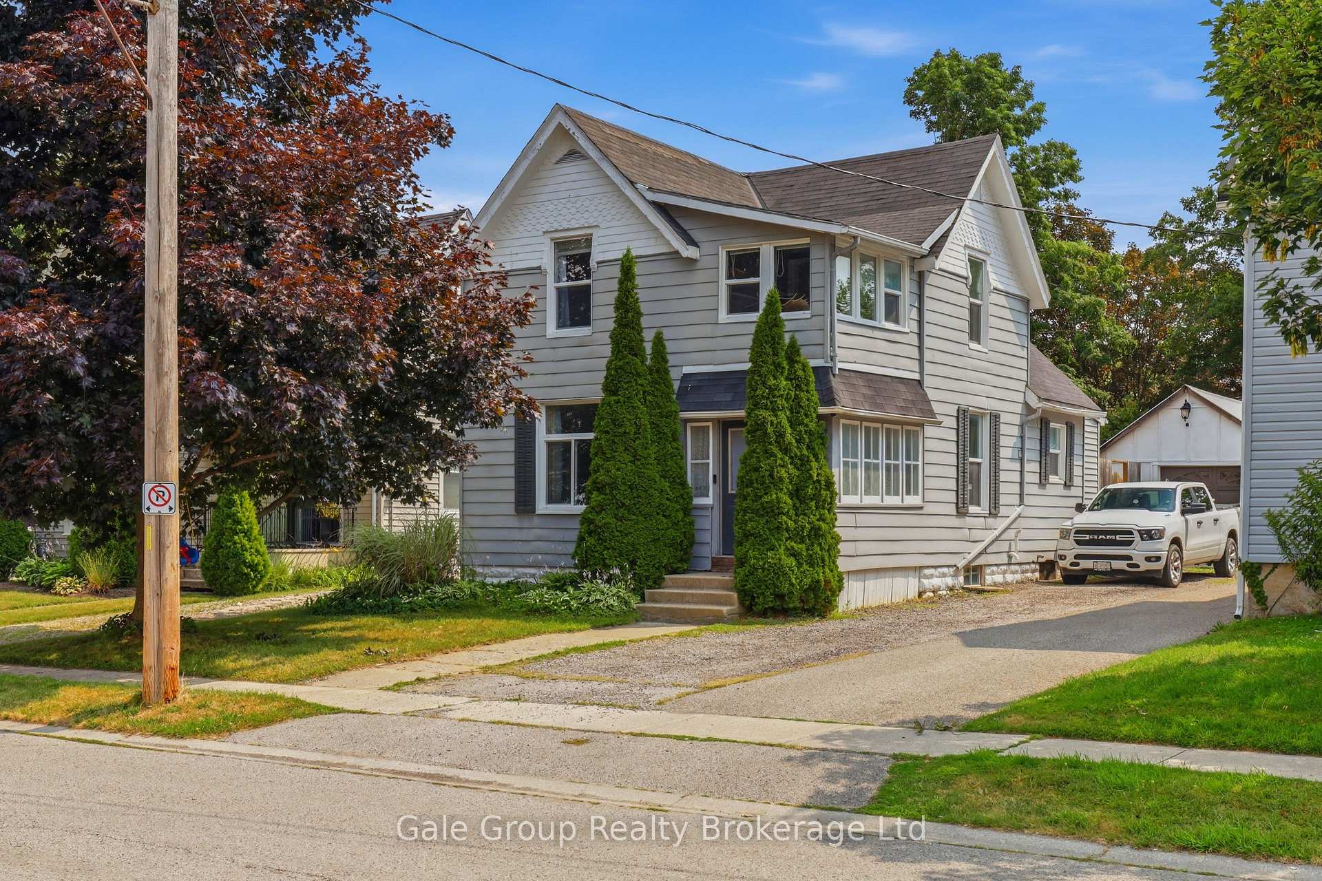 Photo of 32 West Avenue W