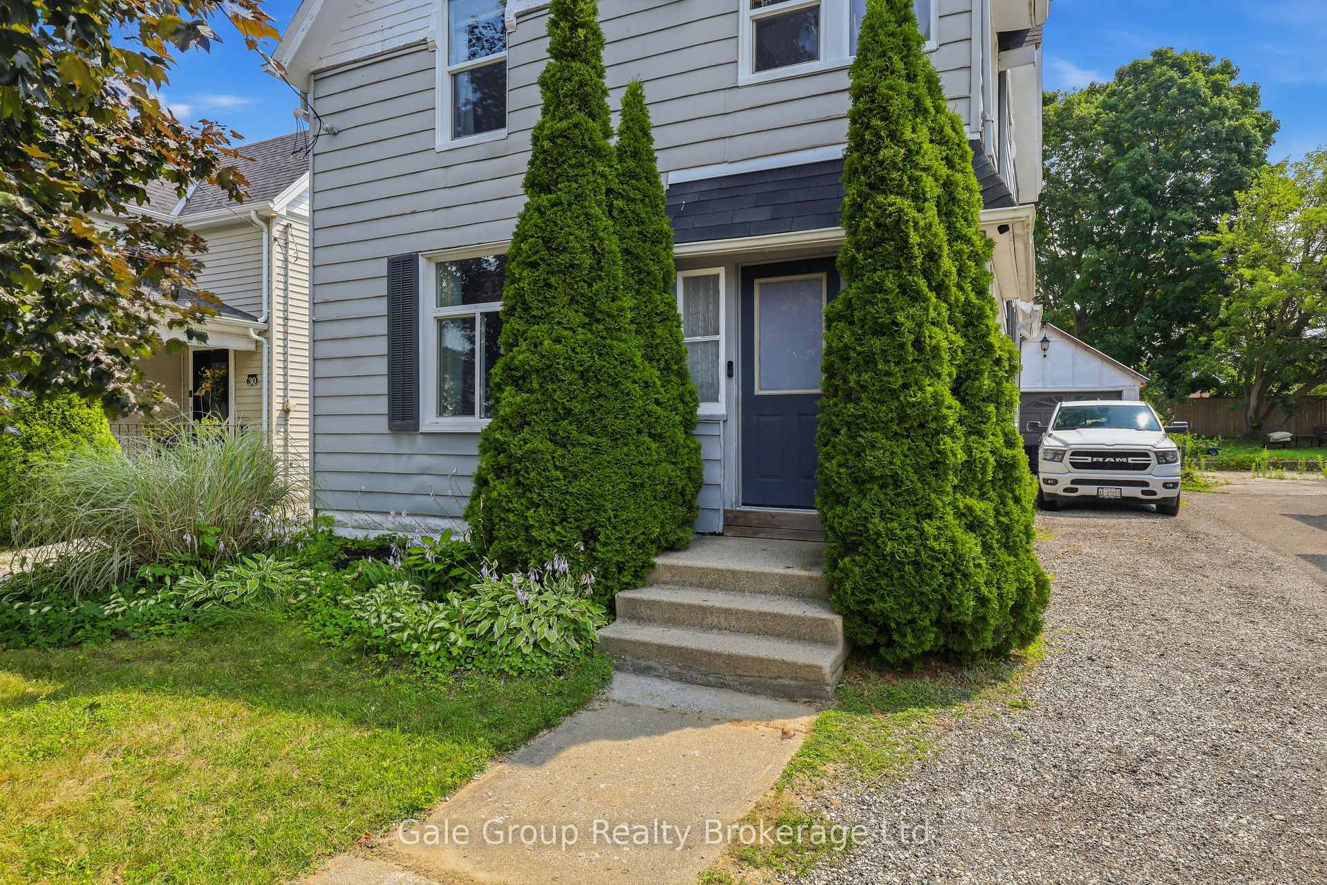 Photo 2 of 32 West Avenue W, St. Thomas — HOMEH