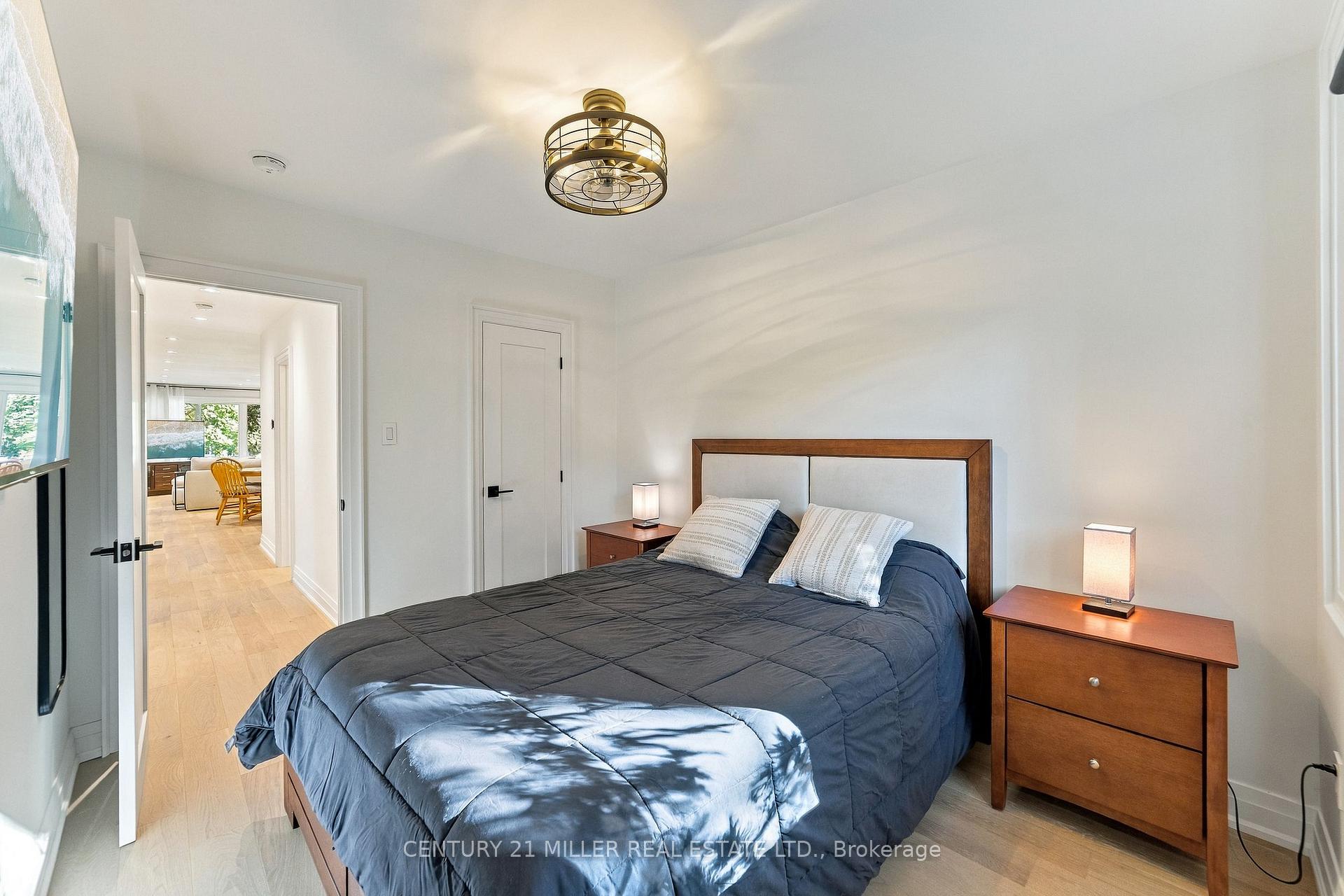 Photo 21 of 1200 Ingledene Drive, Oakville, Falgarwood — HOMEH