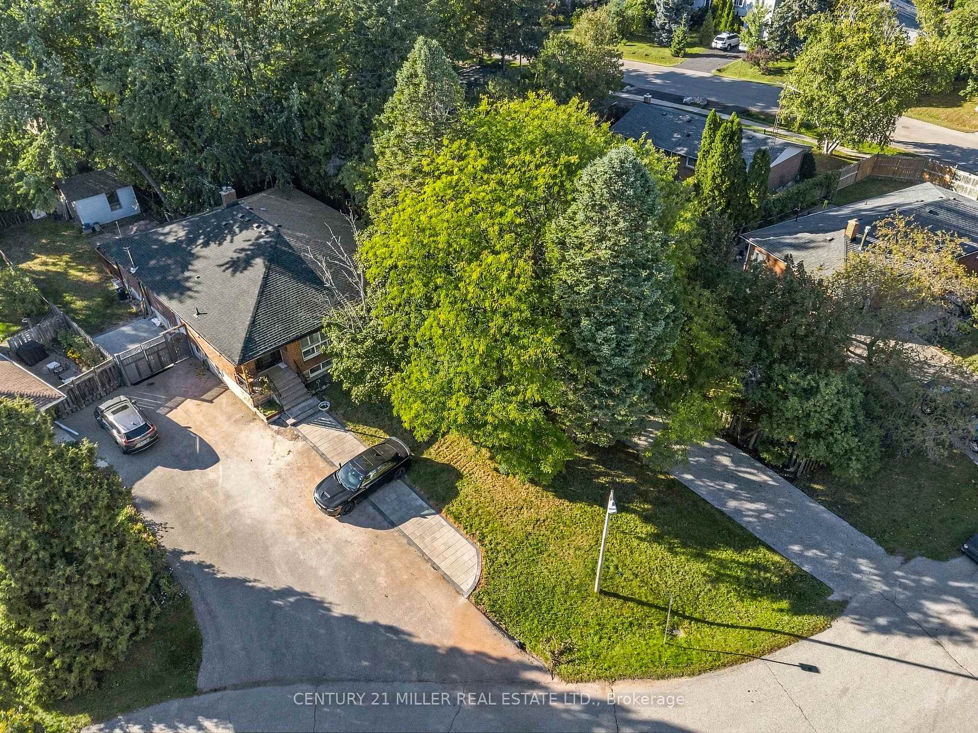 Photo 49 of 1200 Ingledene Drive, Oakville, Falgarwood — HOMEH