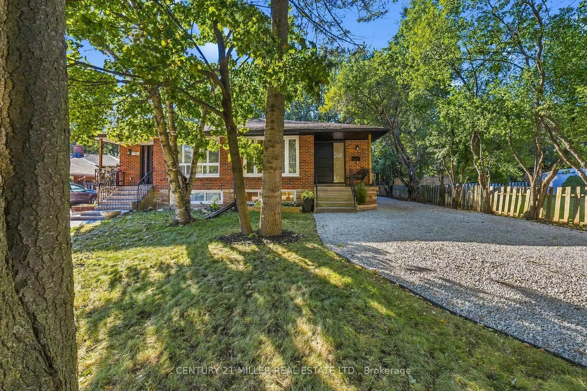 Photo 50 of 1200 Ingledene Drive, Oakville, Falgarwood — HOMEH