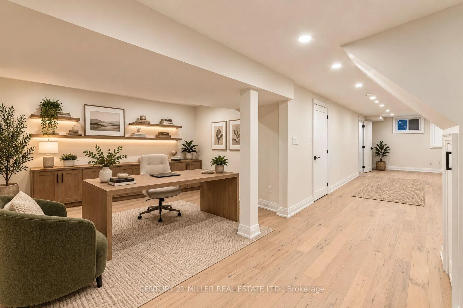 Photo 41 of 1200 Ingledene Drive, Oakville, Falgarwood — HOMEH