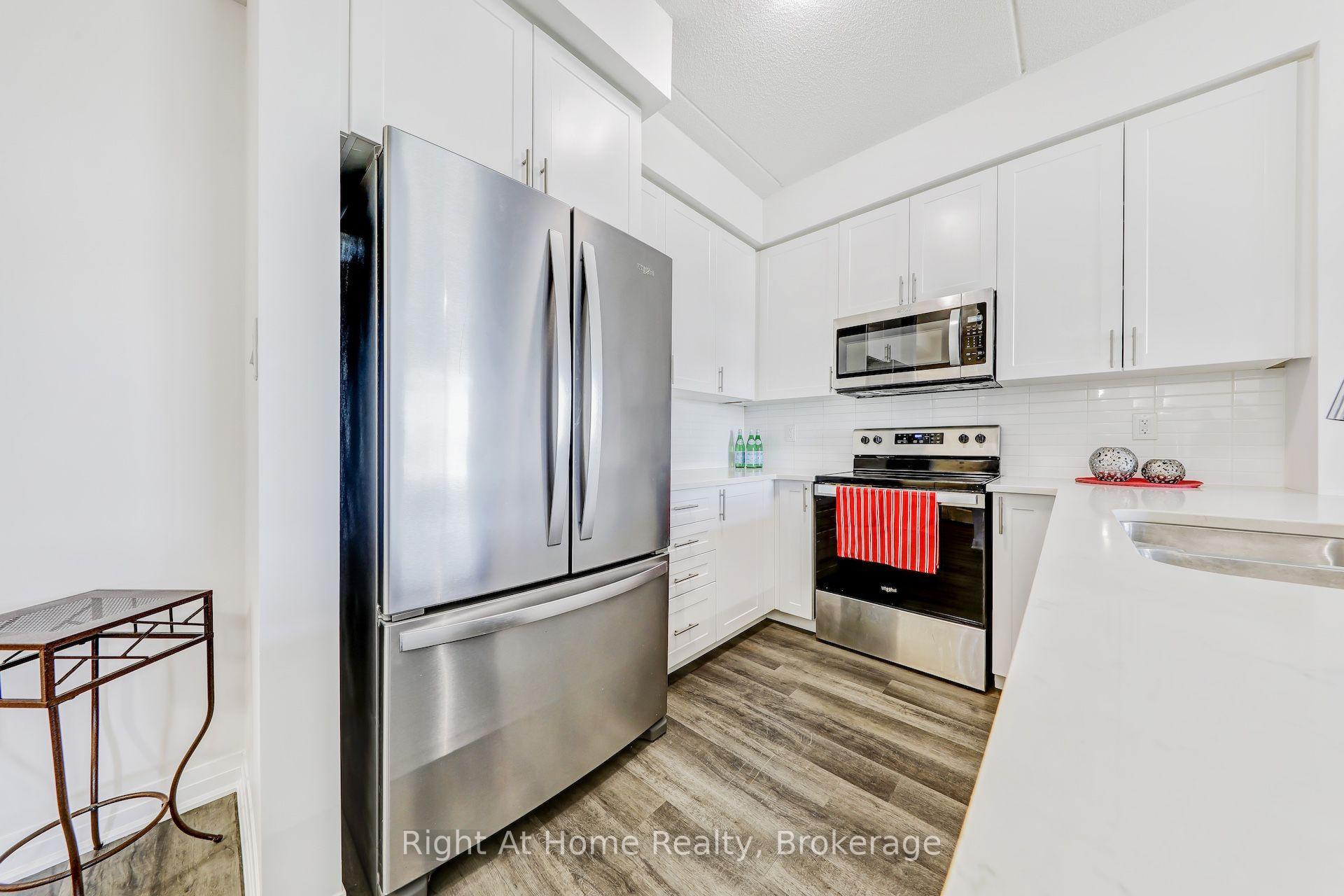 Photo 7 of Unit 307, 610 Farmstead Drive, Milton, Willmott — HOMEH