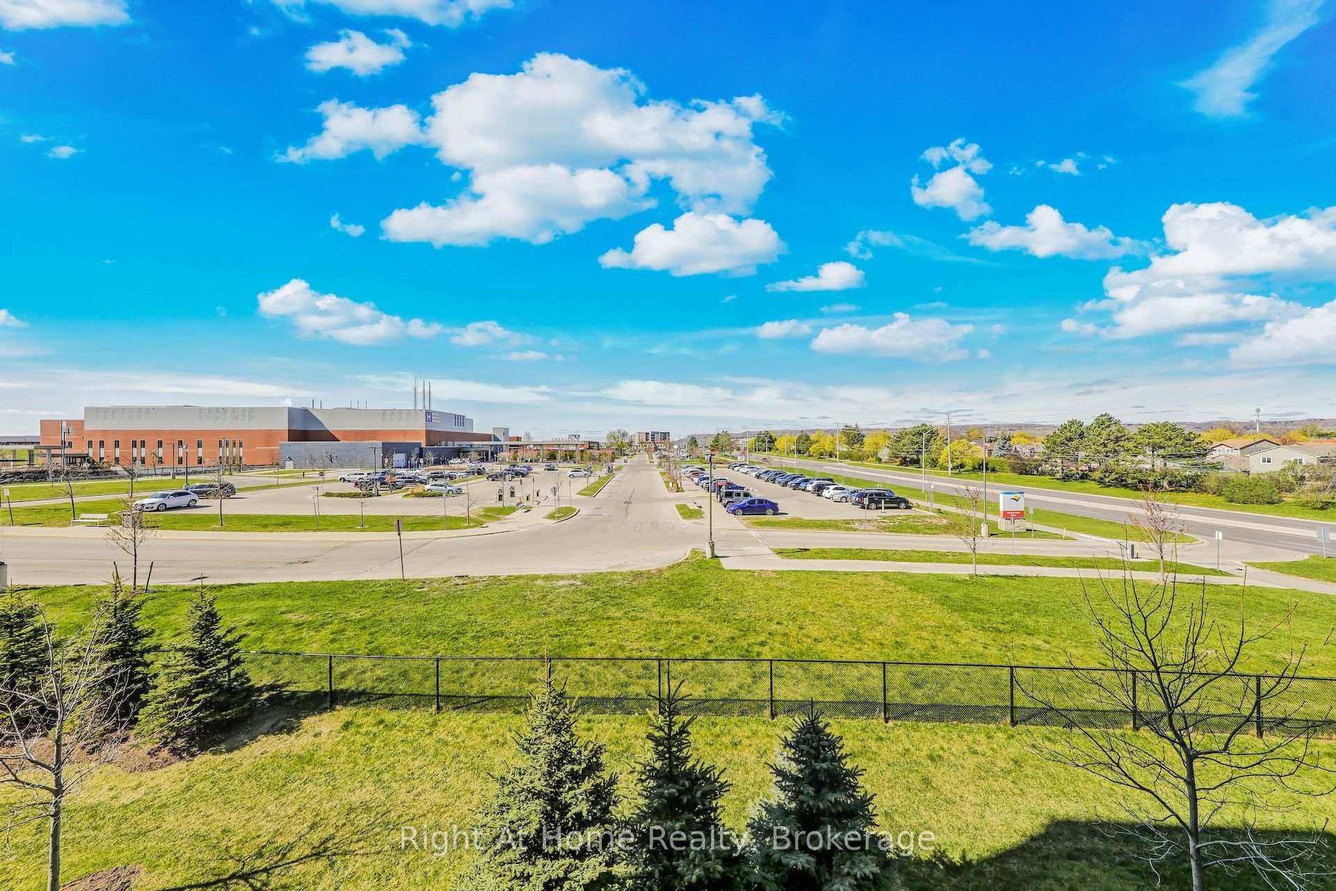 Photo 30 of Unit 307, 610 Farmstead Drive, Milton, Willmott — HOMEH