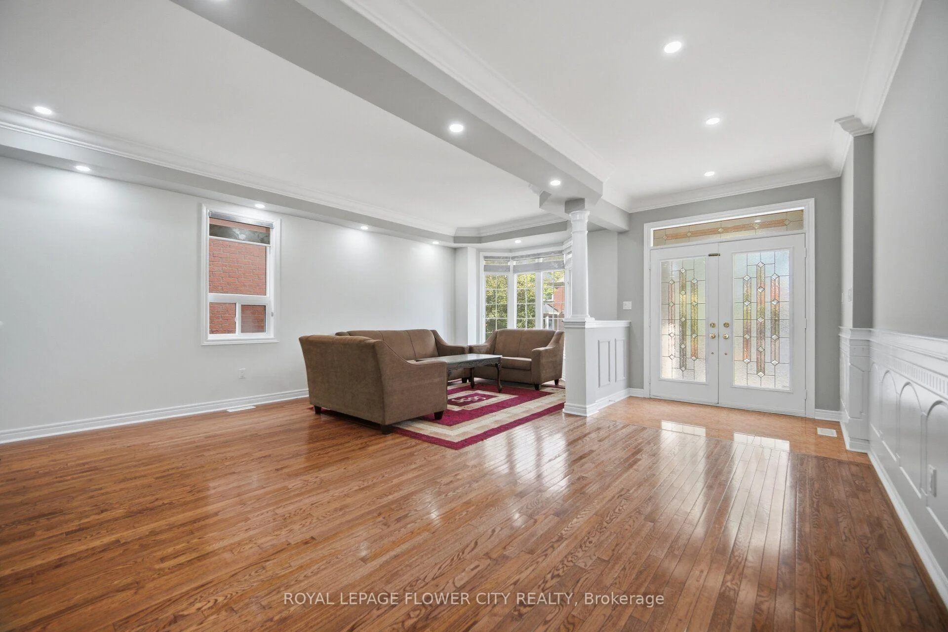 Photo 6 of 4 Castle Mountain Drive, Brampton, Sandringham-Wellington — HOMEH