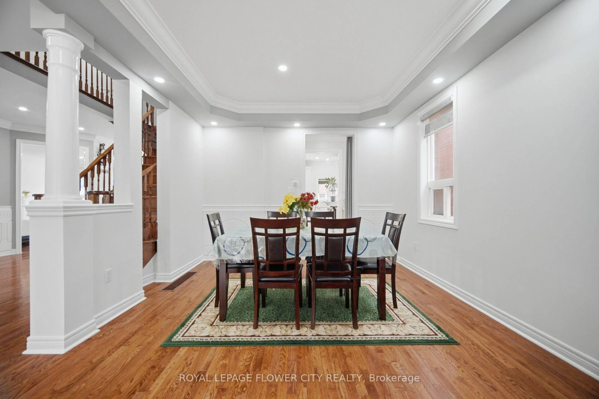 Photo 7 of 4 Castle Mountain Drive, Brampton, Sandringham-Wellington — HOMEH