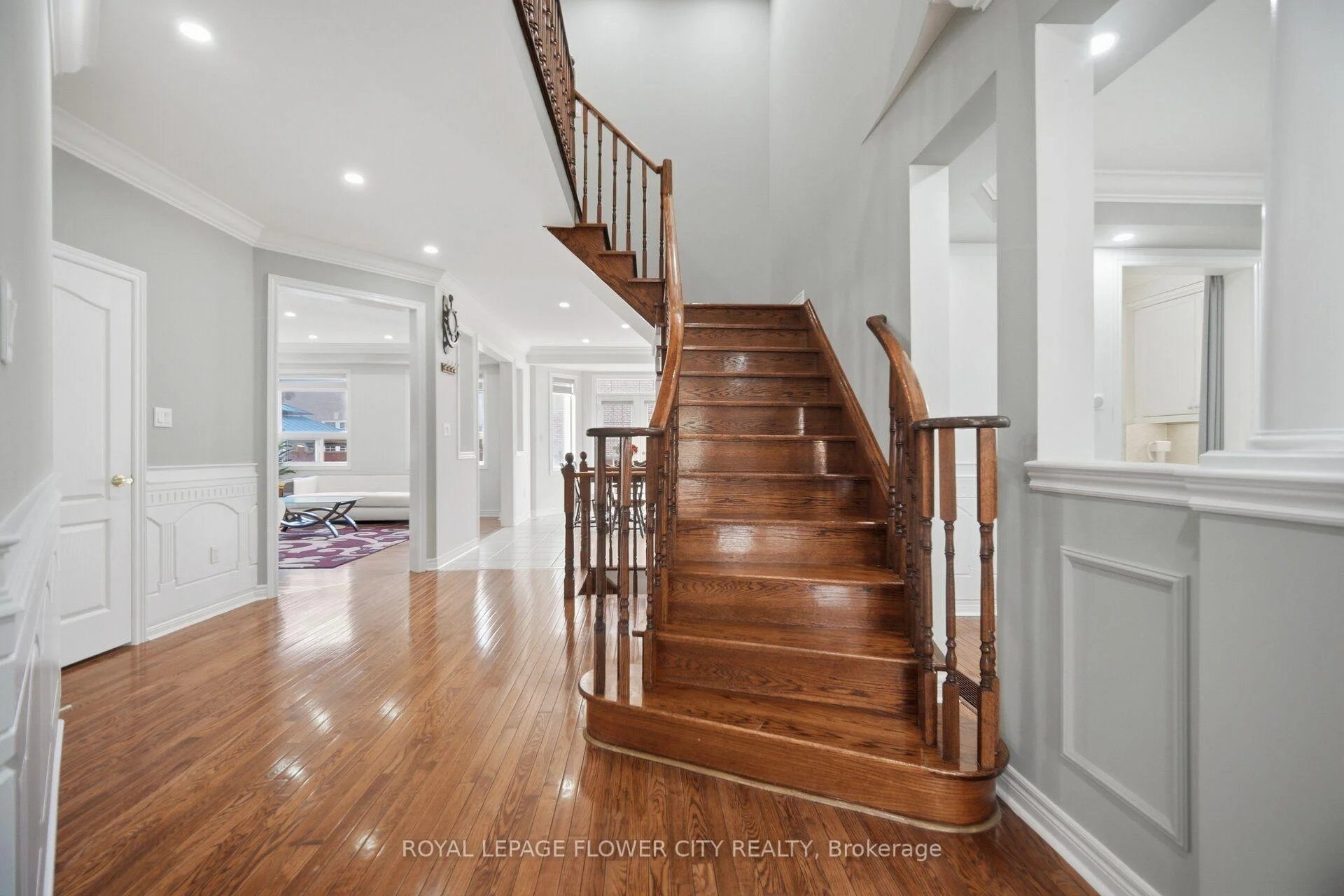 Photo 22 of 4 Castle Mountain Drive, Brampton, Sandringham-Wellington — HOMEH