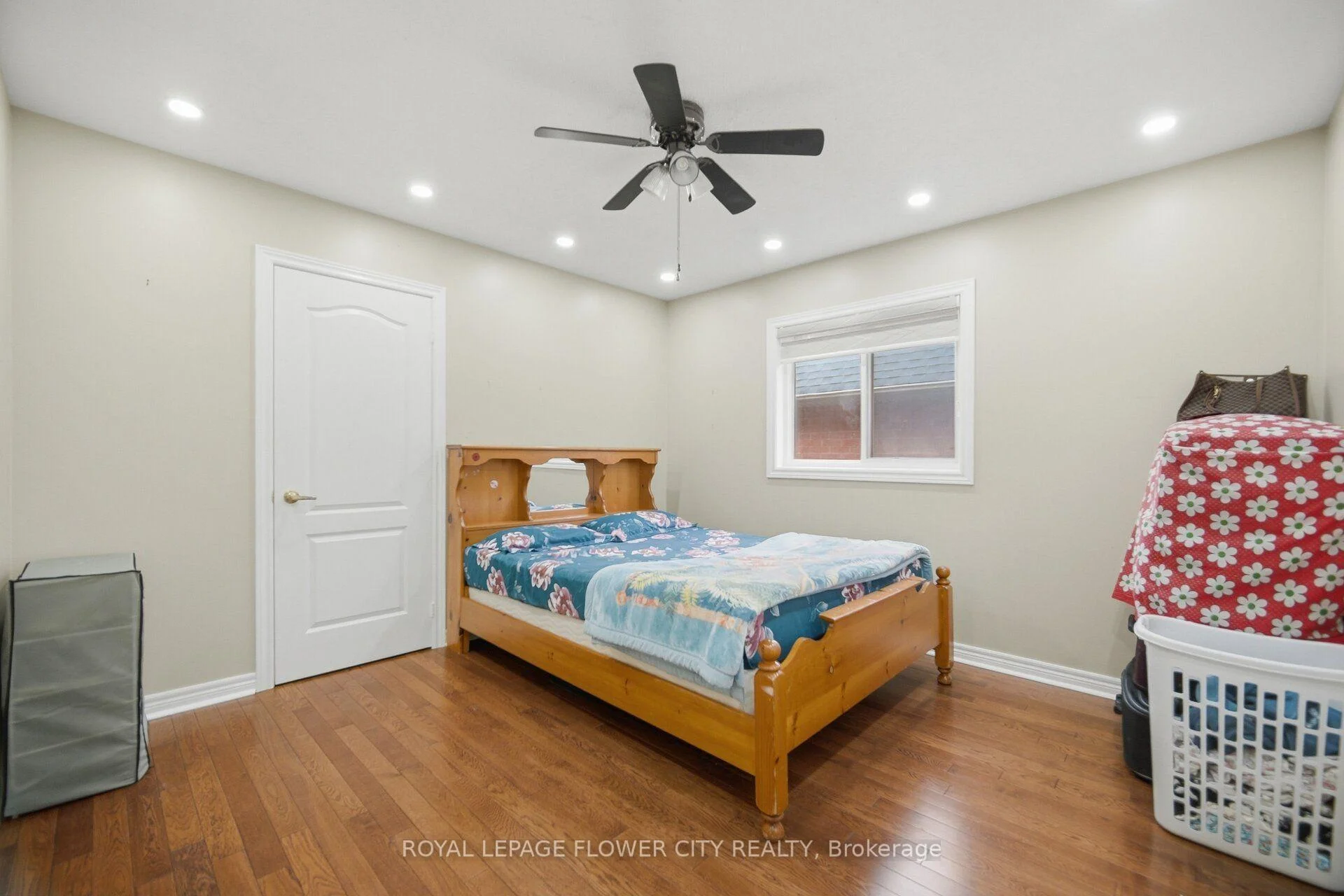 Photo 34 of 4 Castle Mountain Drive, Brampton, Sandringham-Wellington — HOMEH