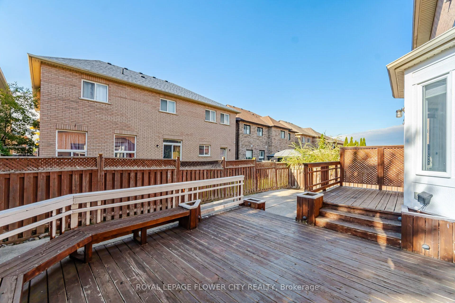 Photo 41 of 4 Castle Mountain Drive, Brampton, Sandringham-Wellington — HOMEH