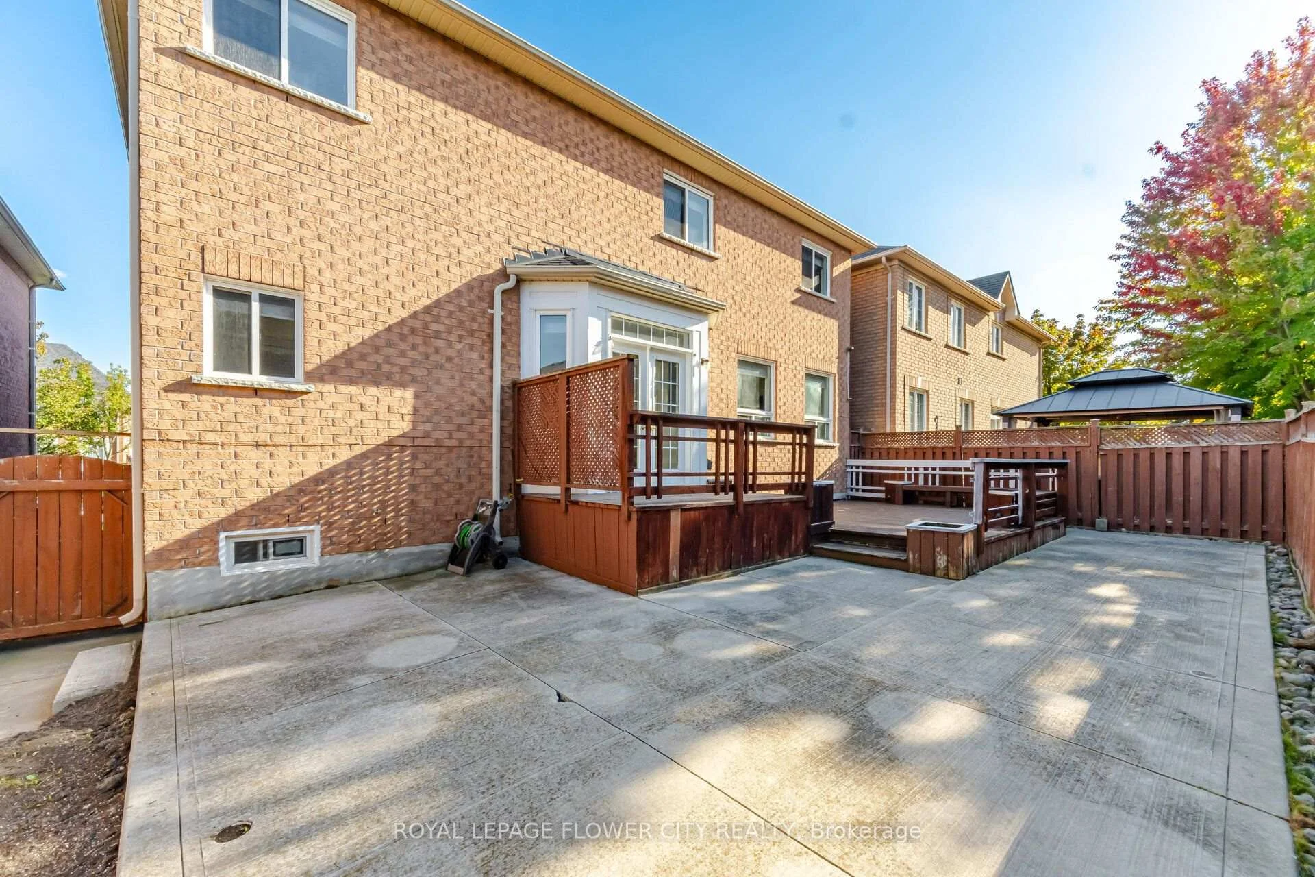 Photo 42 of 4 Castle Mountain Drive, Brampton, Sandringham-Wellington — HOMEH