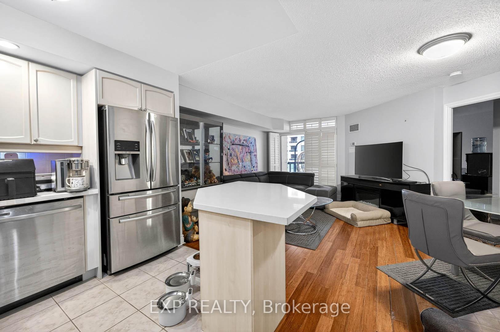 Photo 8 of Unit 1109, 5 Northtown Way, North York, Willowdale East — HOMEH