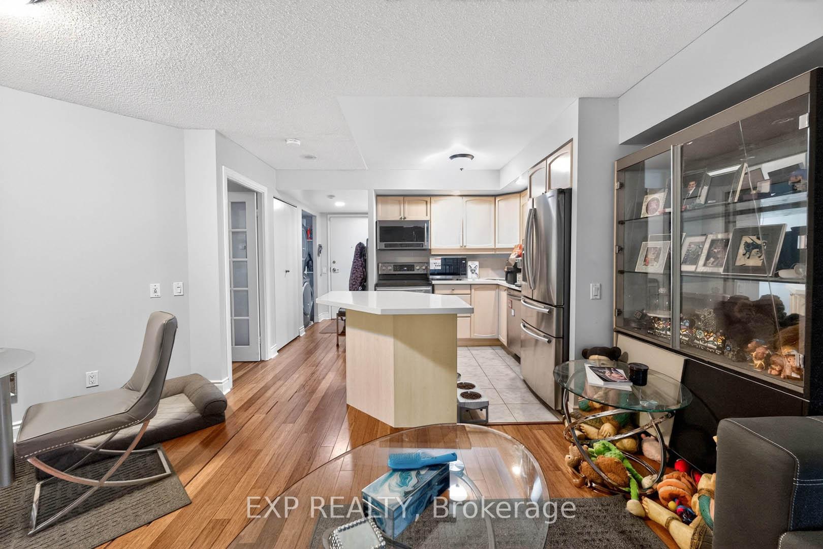 Photo 13 of Unit 1109, 5 Northtown Way, North York, Willowdale East — HOMEH