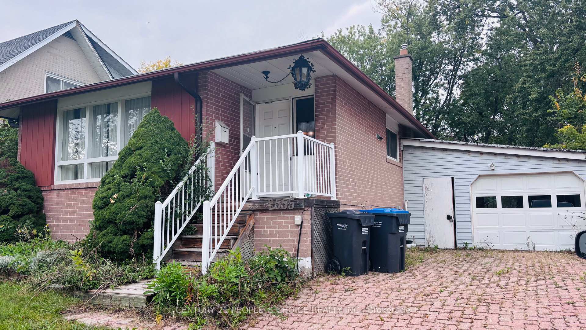 Photo 1 of 2555 Chalkwell Close, Mississauga, Clarkson — HOMEH
