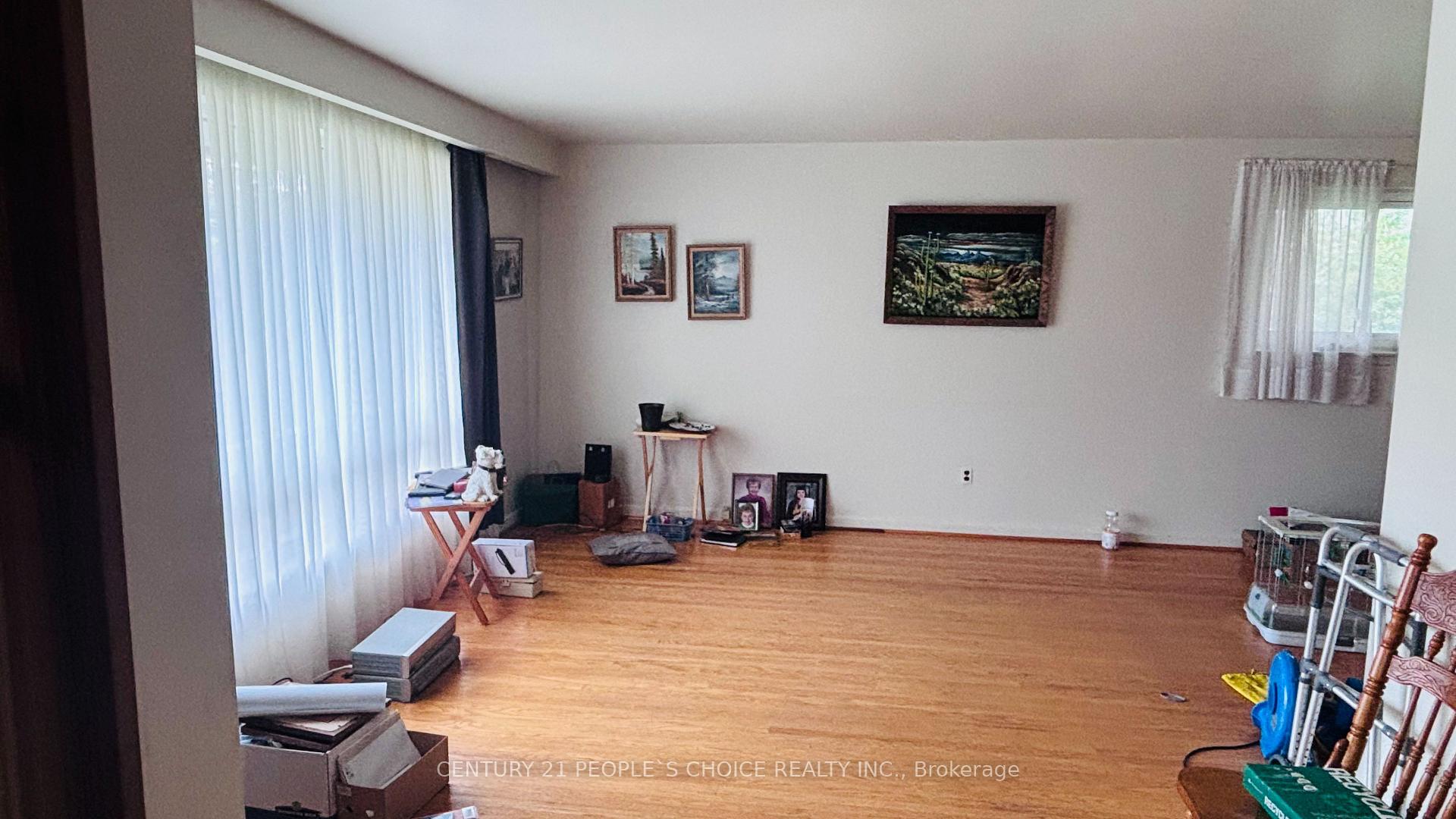 Photo 6 of 2555 Chalkwell Close, Mississauga, Clarkson — HOMEH