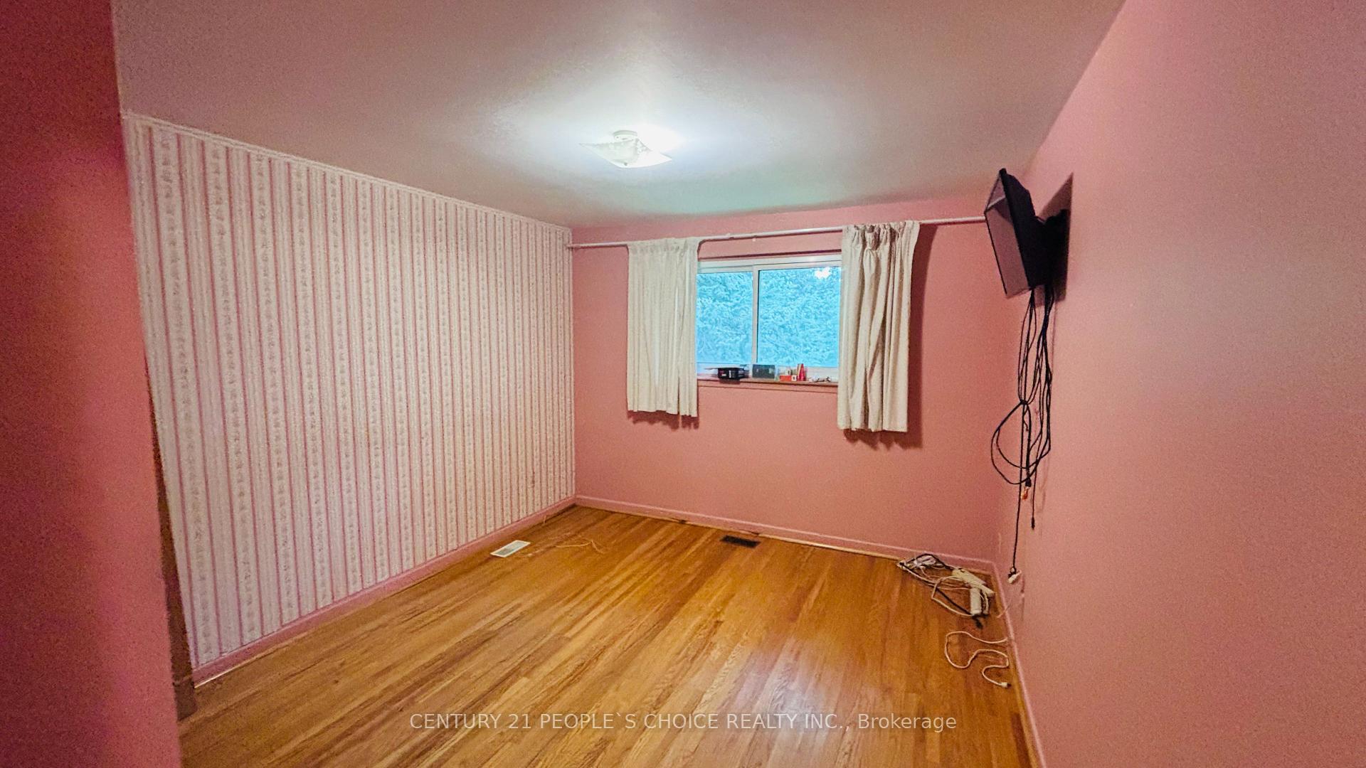 Photo 11 of 2555 Chalkwell Close, Mississauga, Clarkson — HOMEH