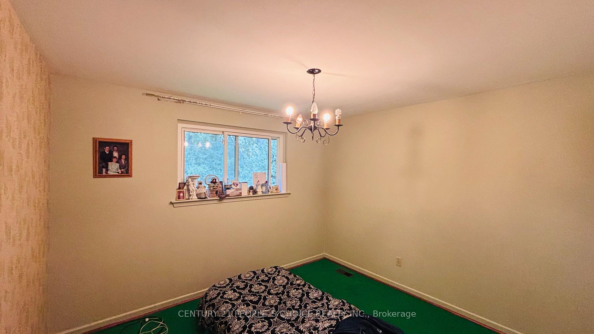 Photo 12 of 2555 Chalkwell Close, Mississauga, Clarkson — HOMEH