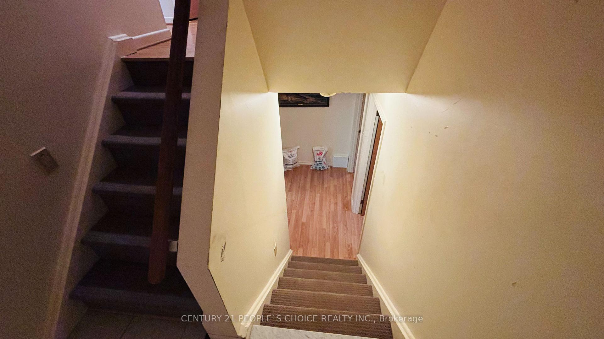 Photo 14 of 2555 Chalkwell Close, Mississauga, Clarkson — HOMEH