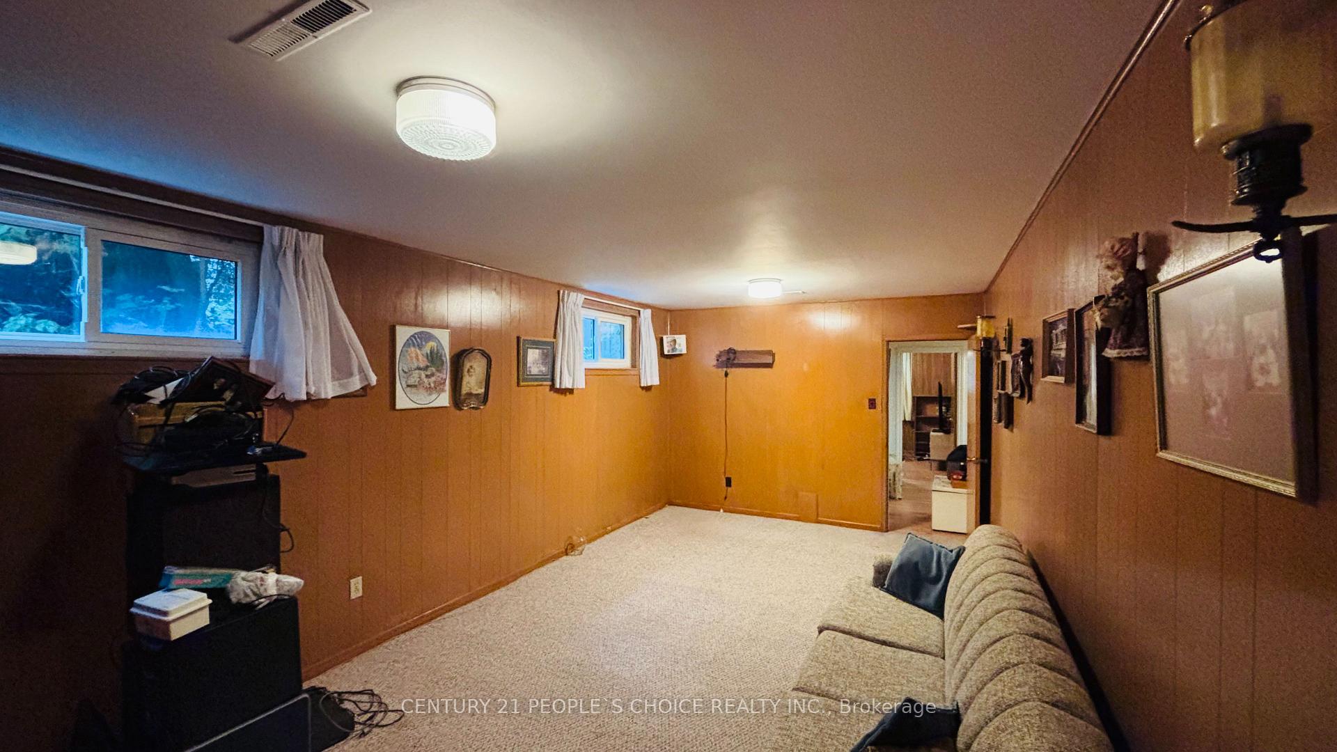 Photo 18 of 2555 Chalkwell Close, Mississauga, Clarkson — HOMEH