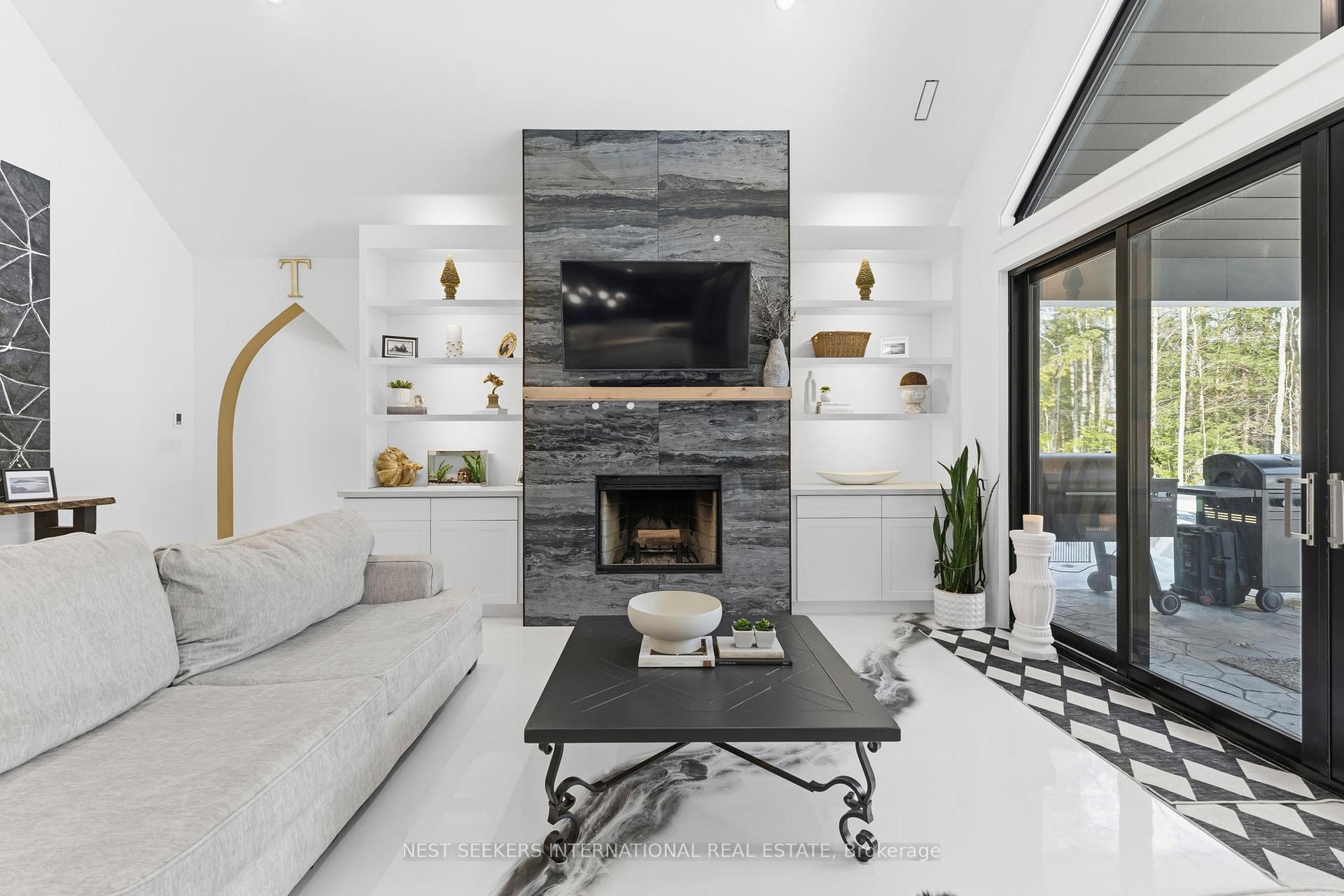 Photo 18 of 1017 Davis Drive, Gravenhurst, Morrison — HOMEH