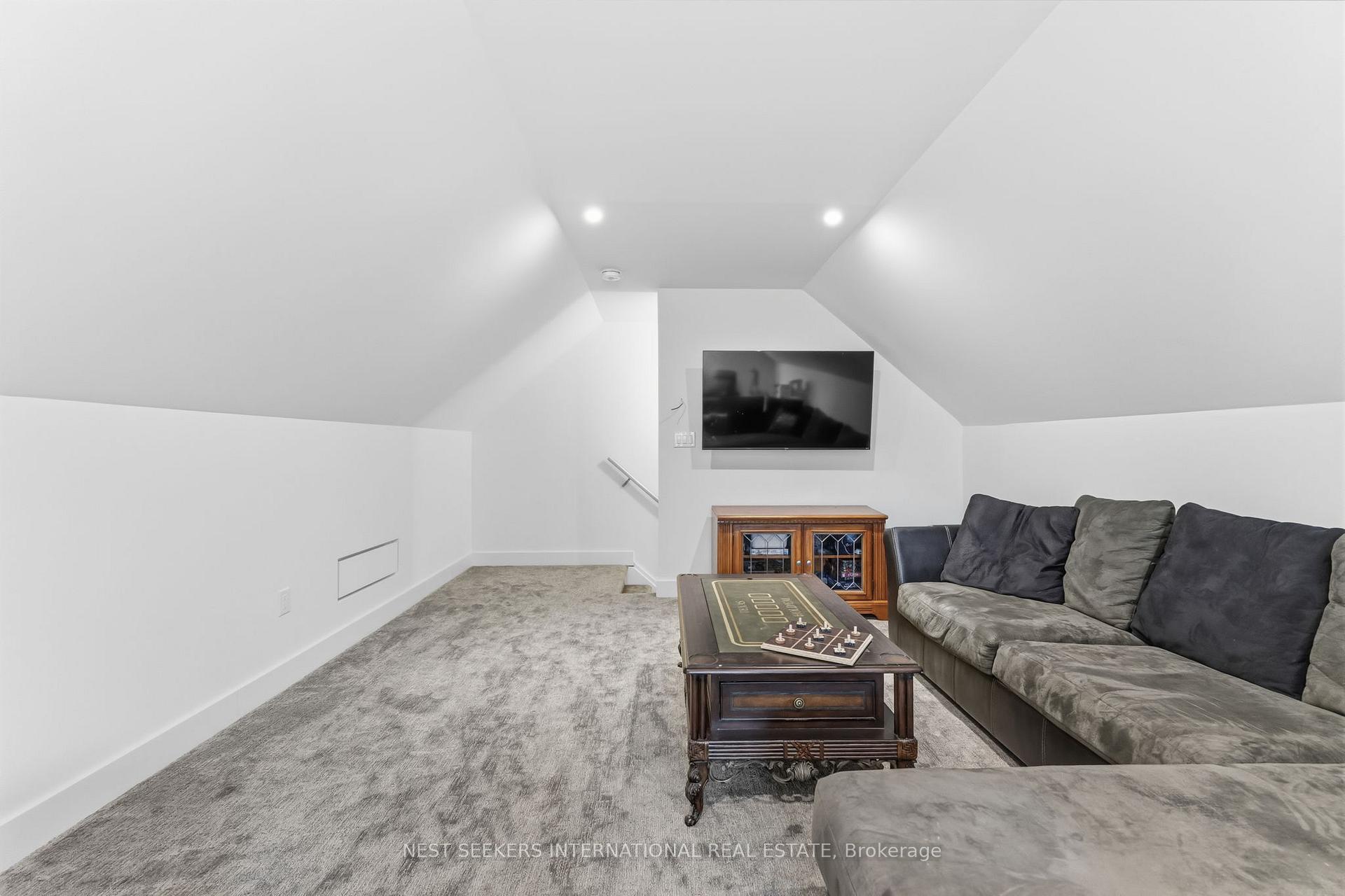 Photo 47 of 1017 Davis Drive, Gravenhurst, Morrison — HOMEH