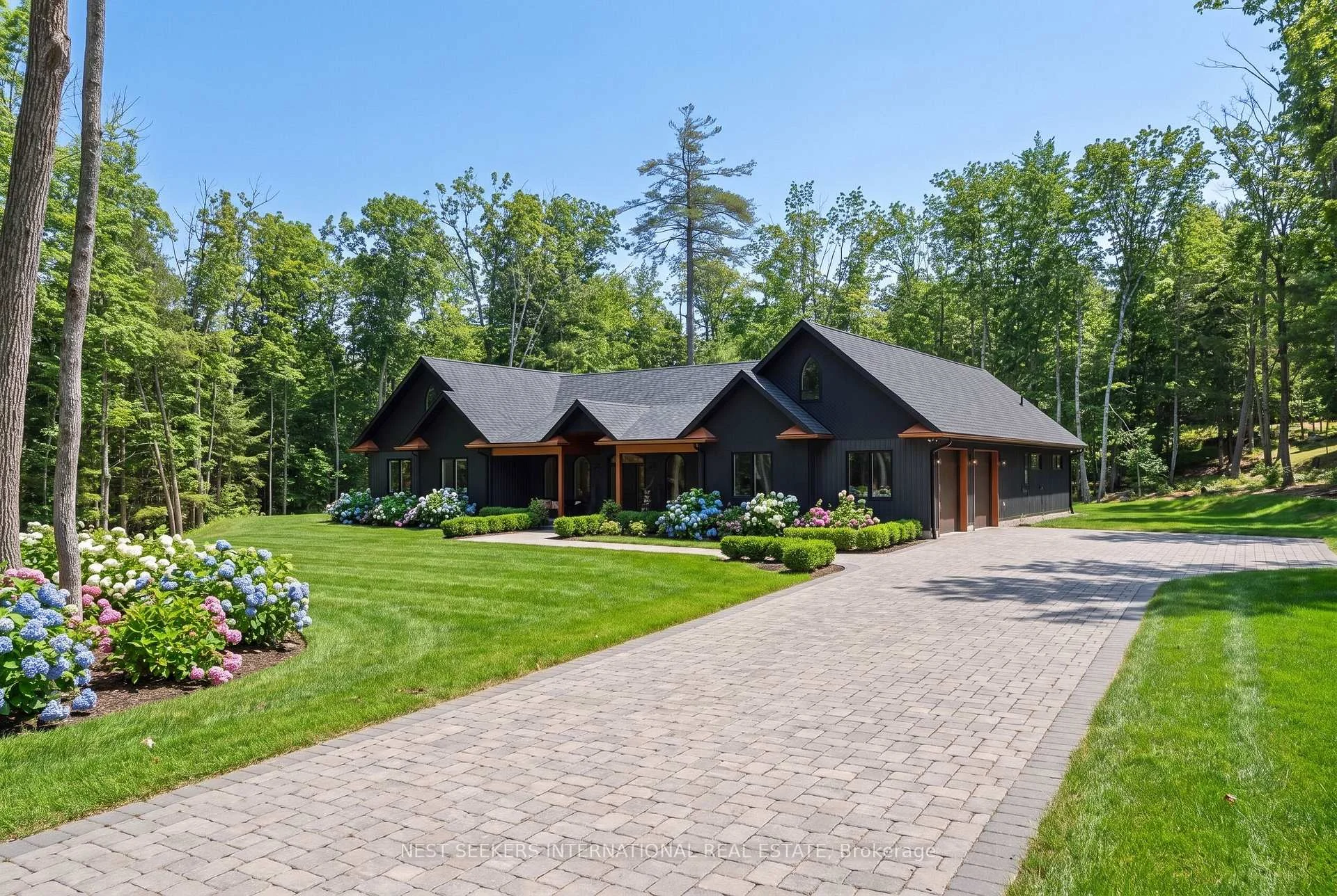 Photo of 1017 Davis Drive
